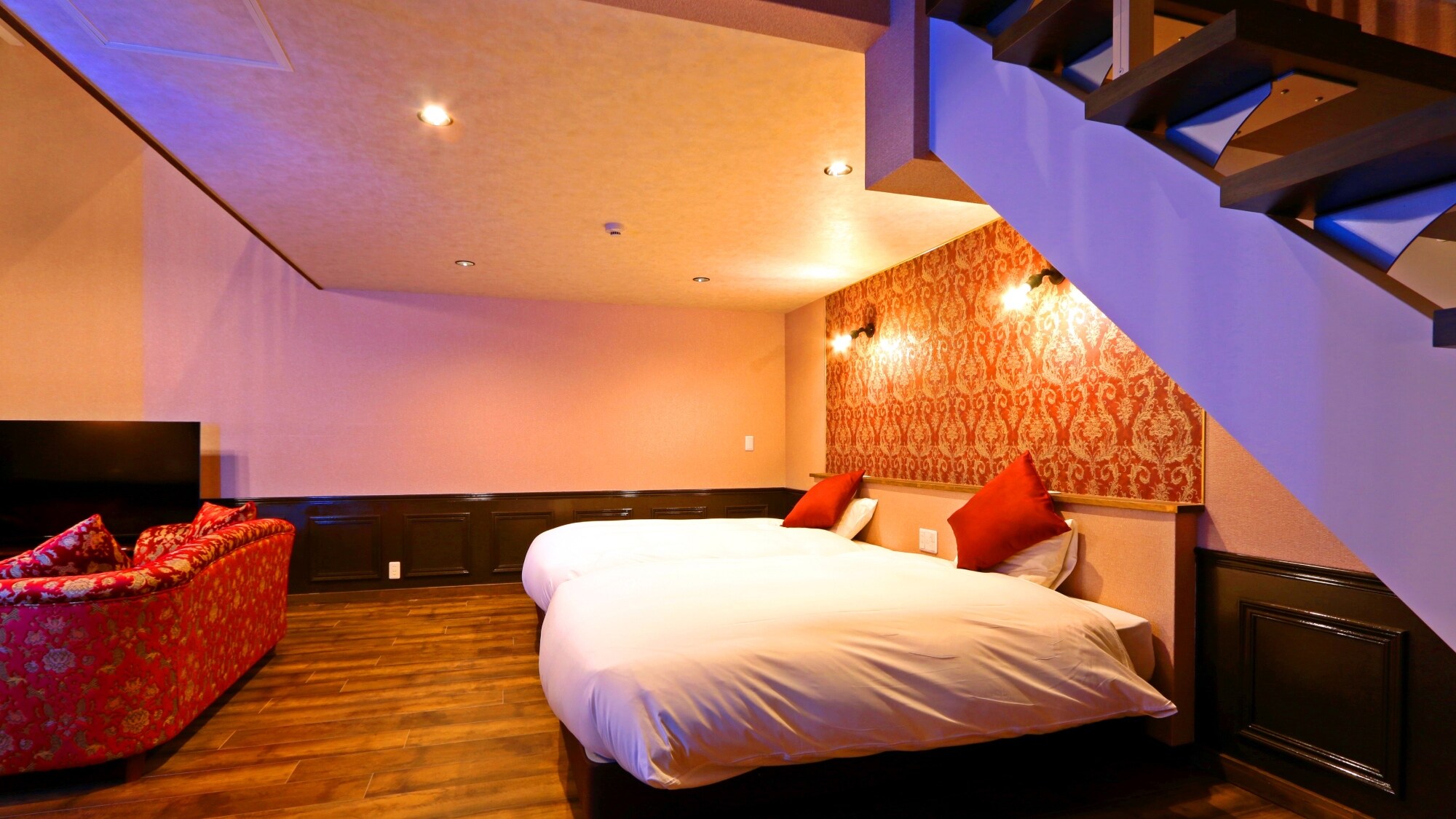 Royal Suite: Kamar yang santai dan glamor