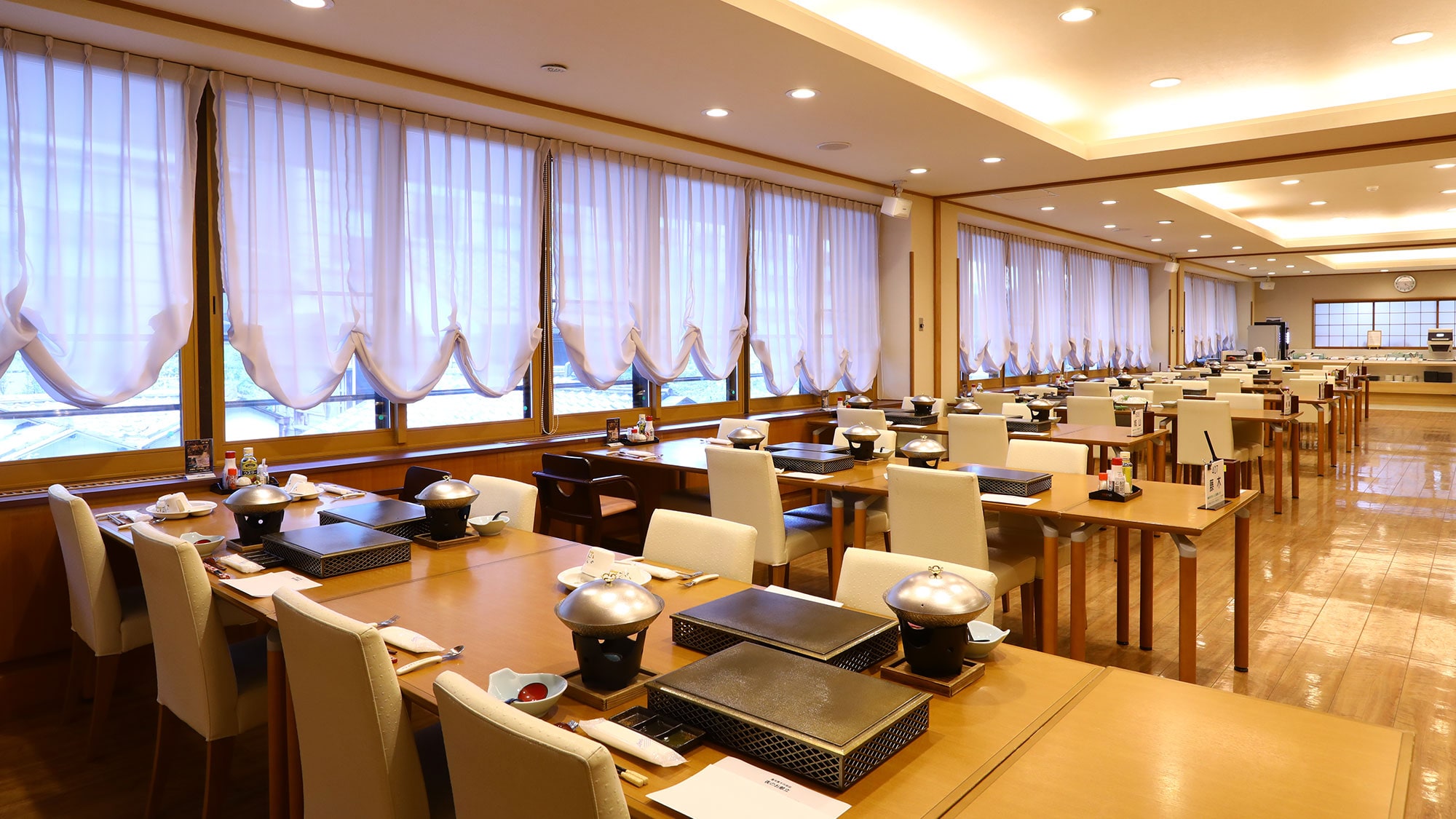 Restaurant (breakfast and dinner venue)
