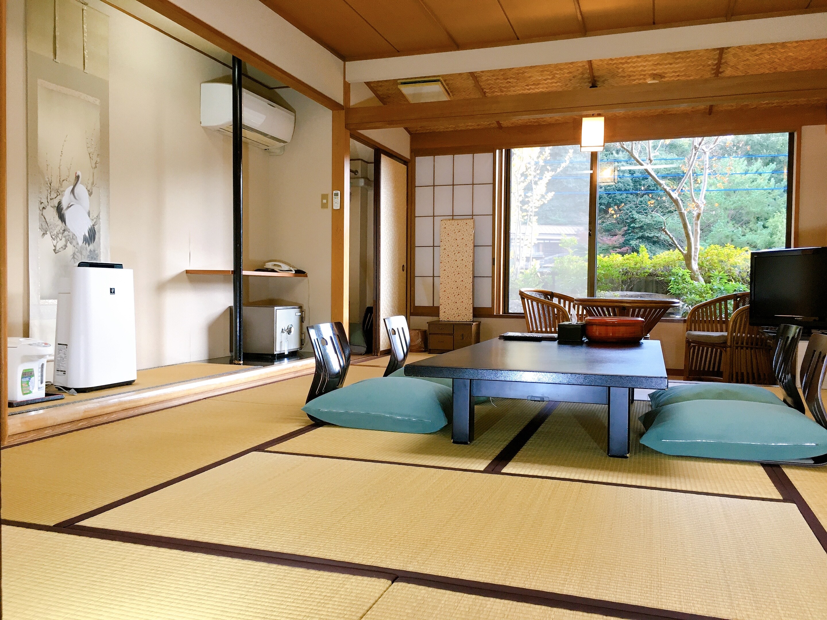 Kamar 205 (Takasago) 10 tikar tatami + beranda lebar