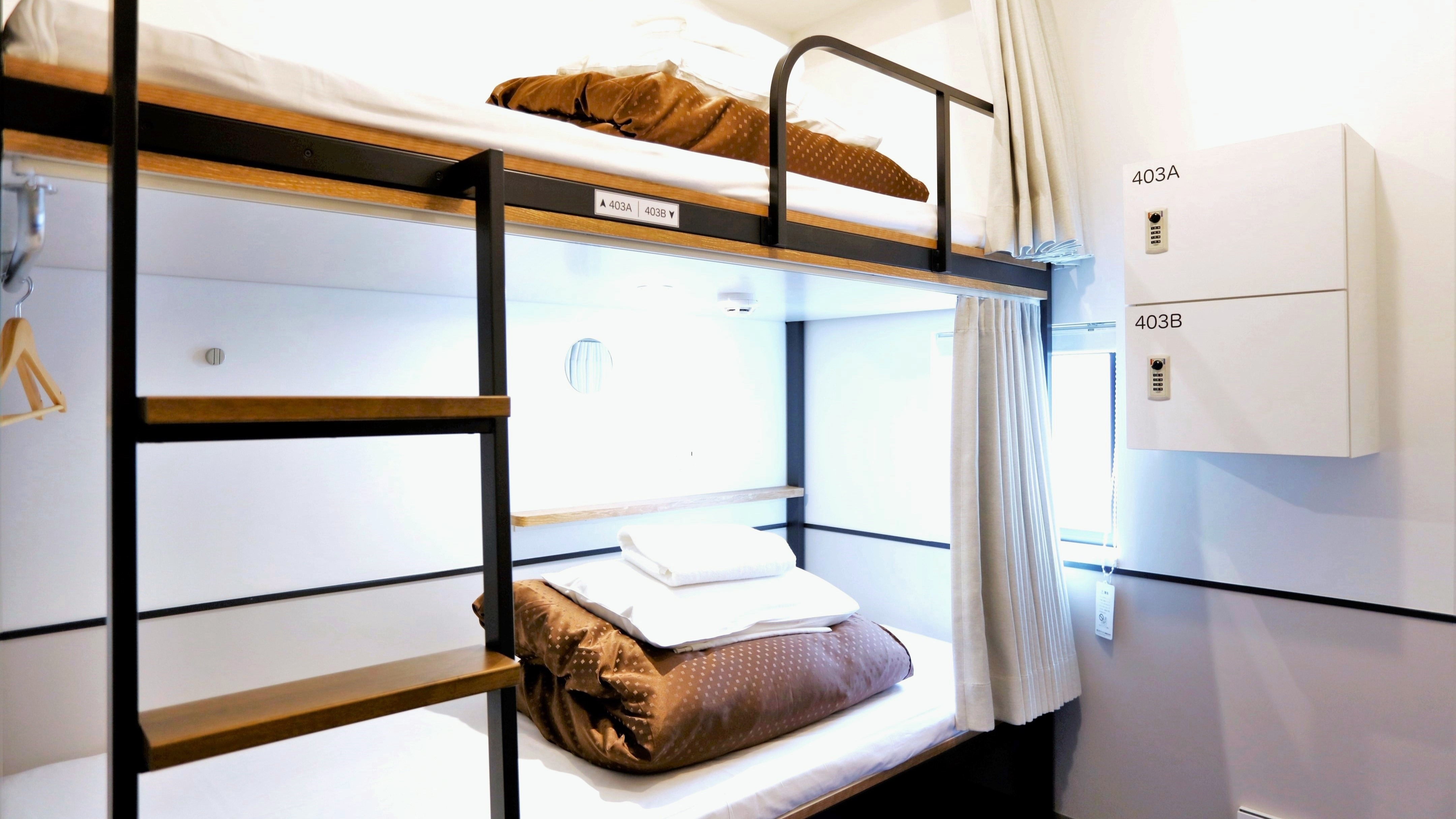 tempat tidur susun