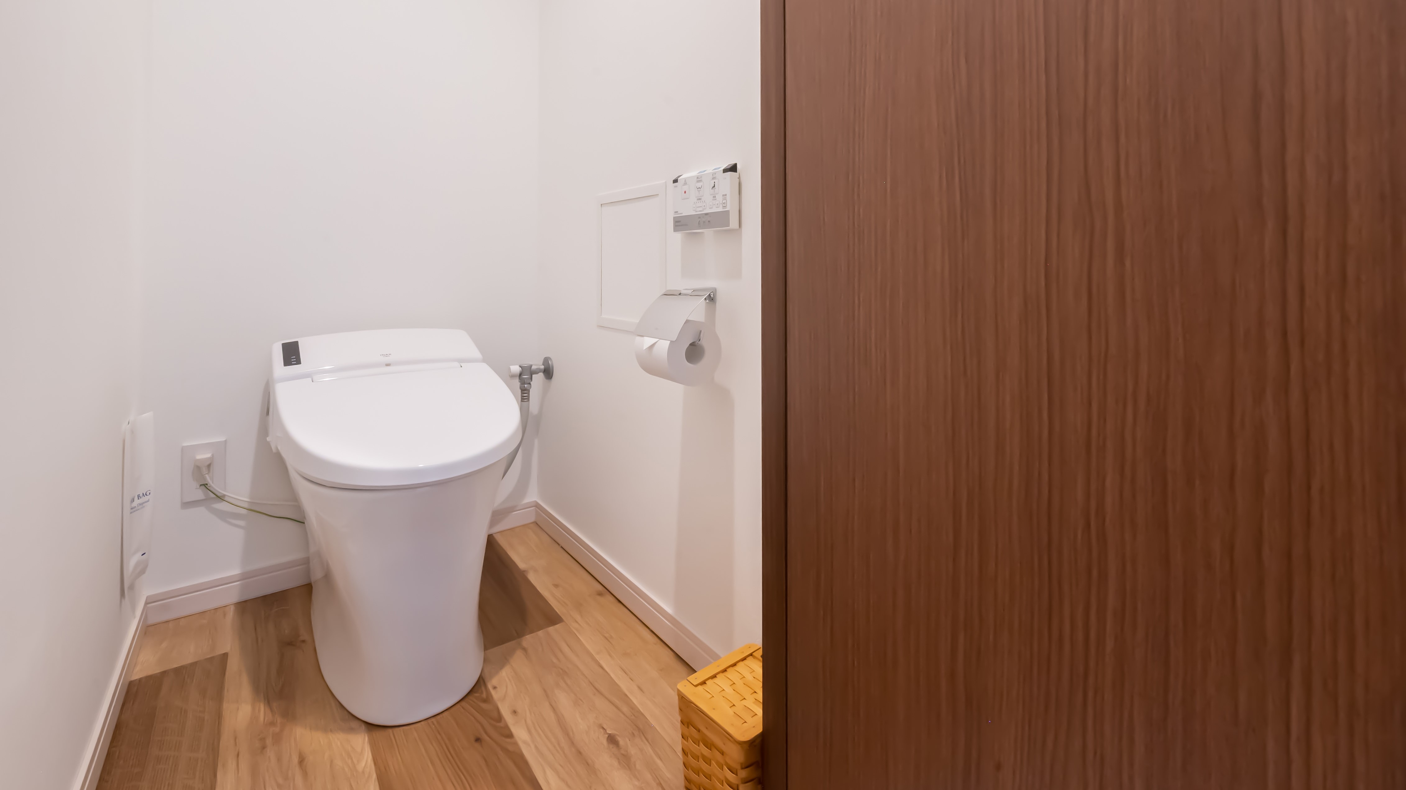 [Standard Twin] Warm water washing toilet
