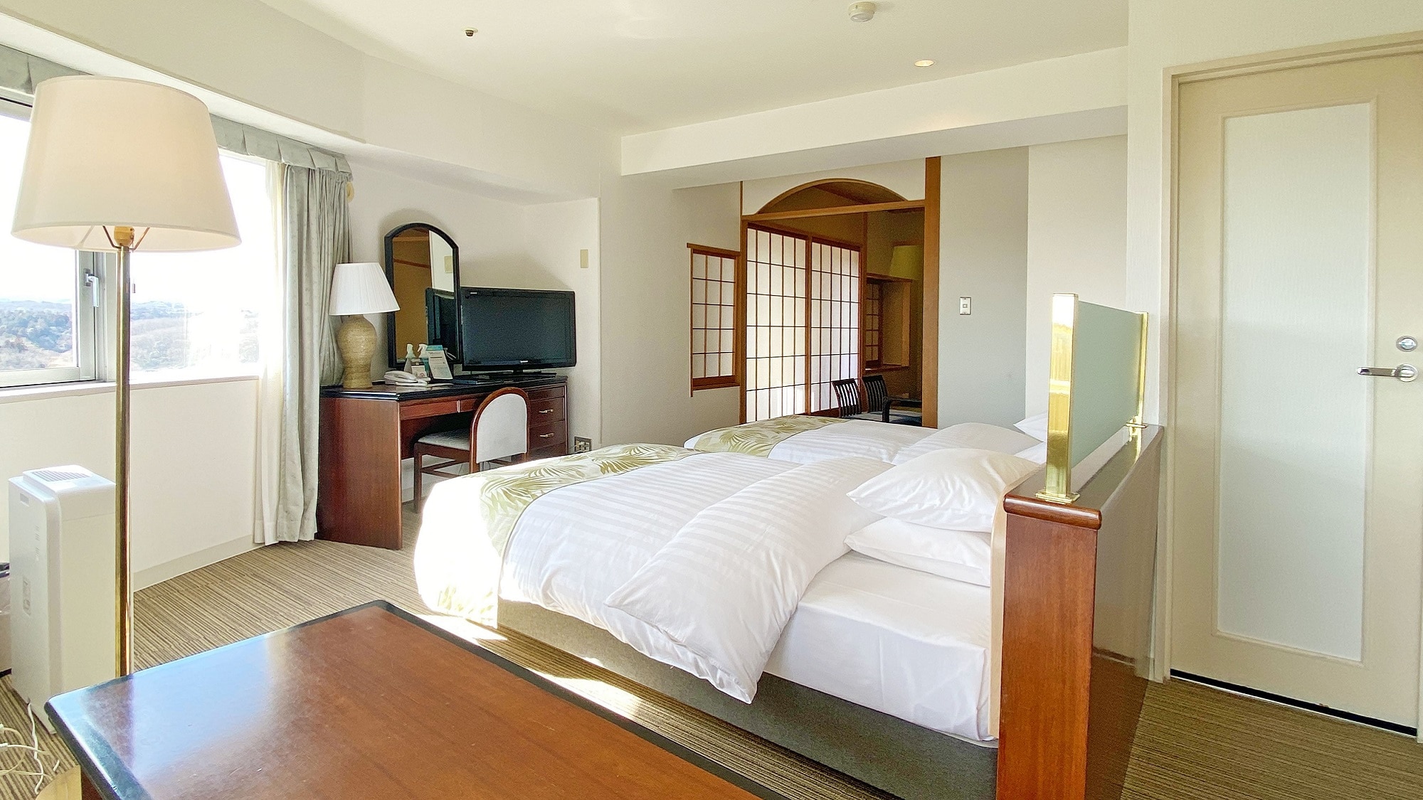 ห้องชุดญี่ปุ่นผสมตะวันตก 54 ตร.ม