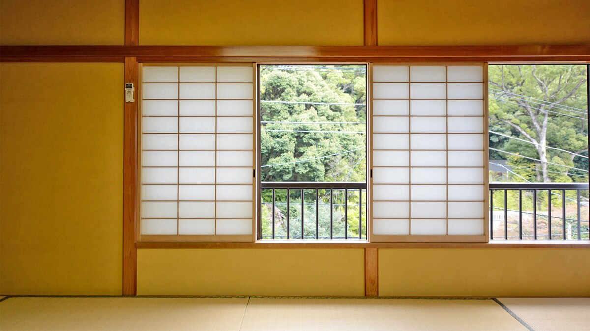 [Main building] View from the corner room "Takasago"