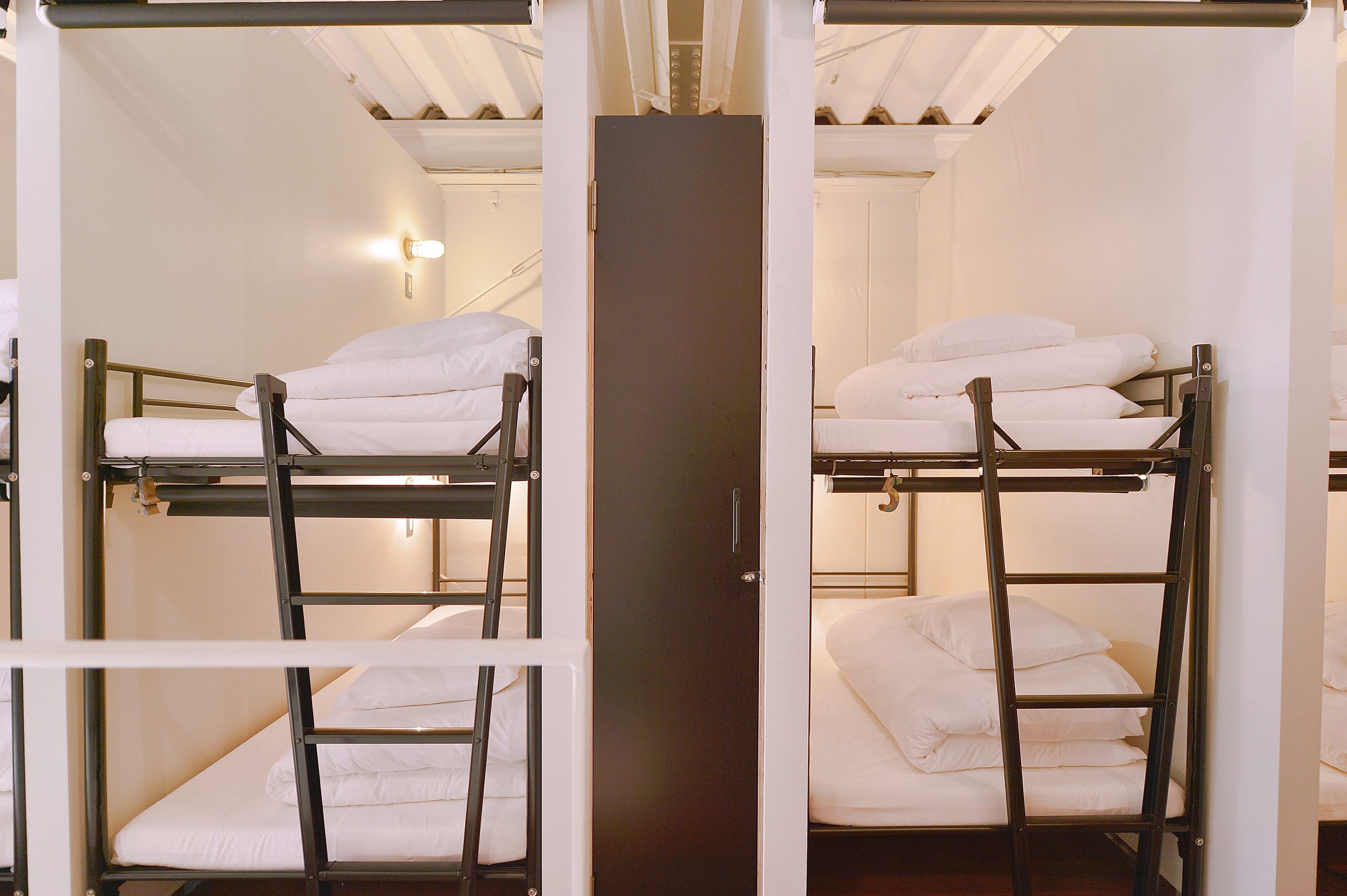 Tempat tidur susun, tipe vertikal