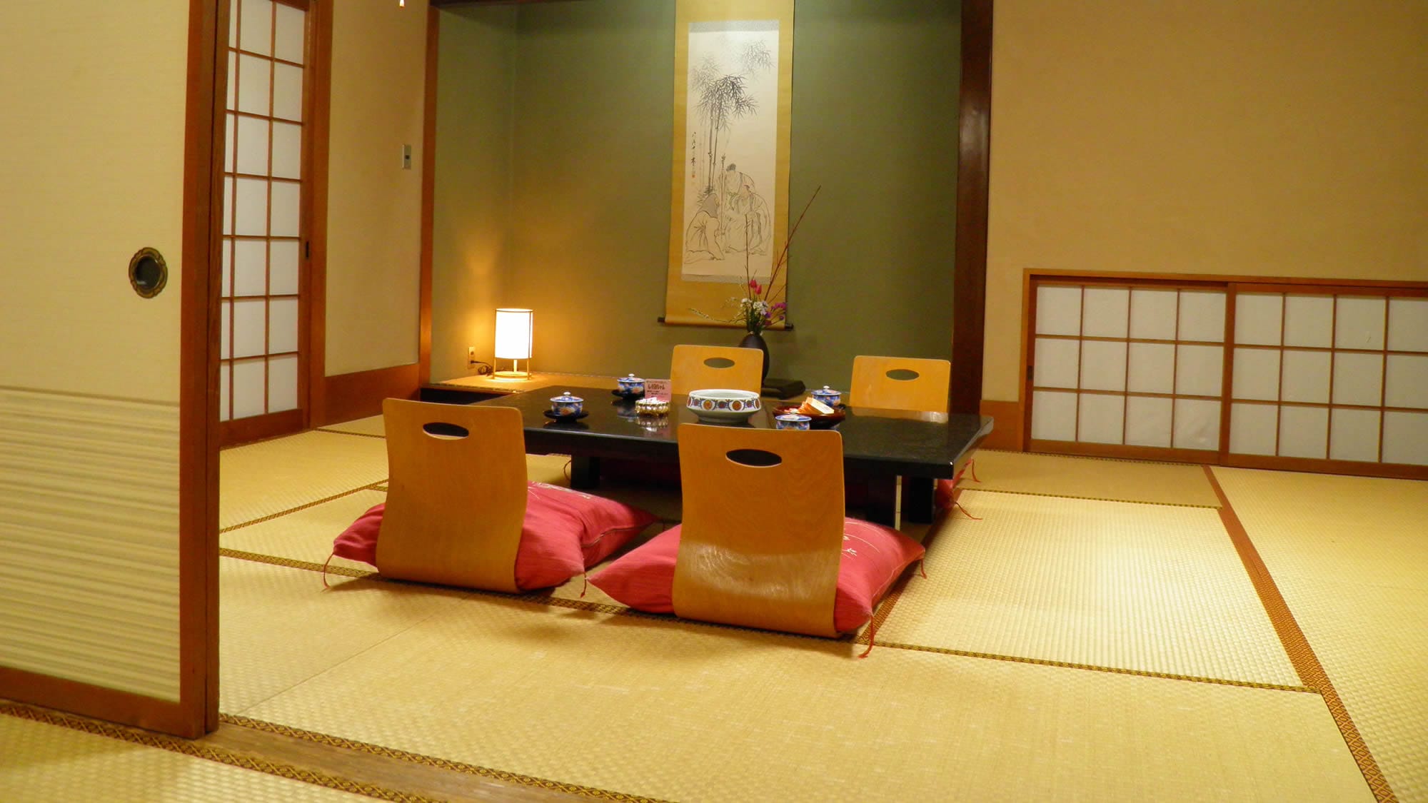 Relaxing Sukiya style Japanese-style room