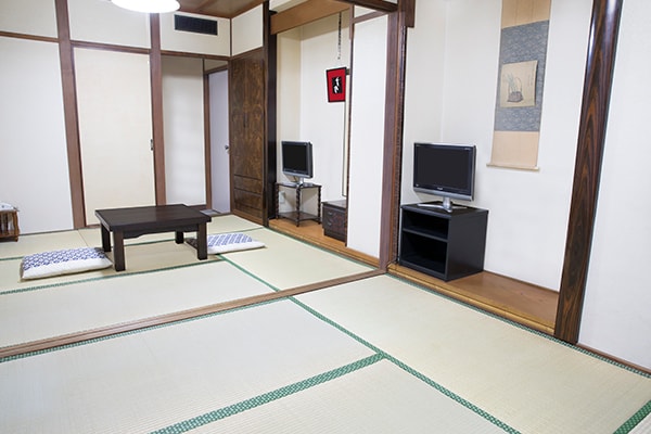 Japanese-style room (9 tatami mats) ②