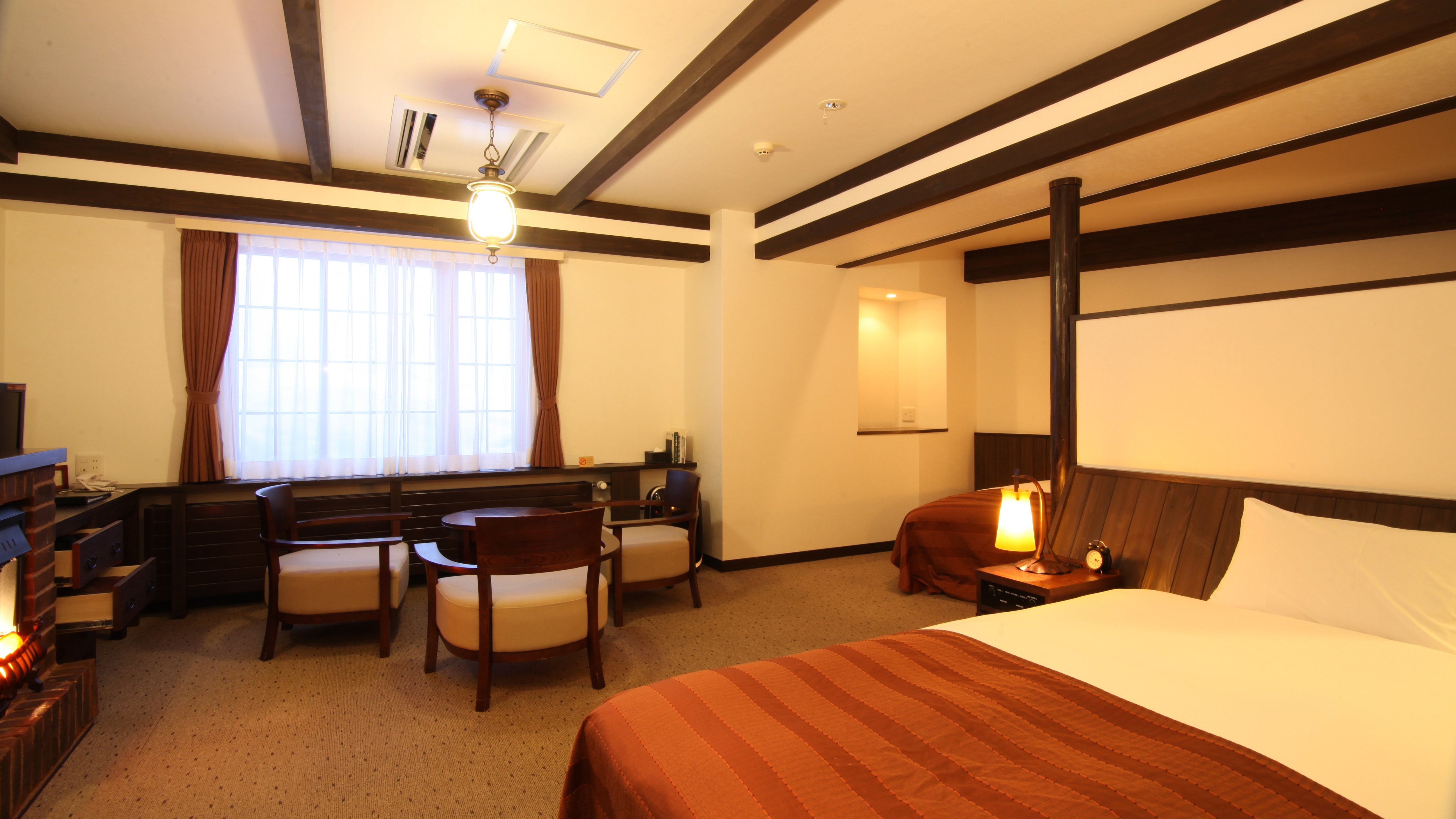 [豪華三人房/42平方米]