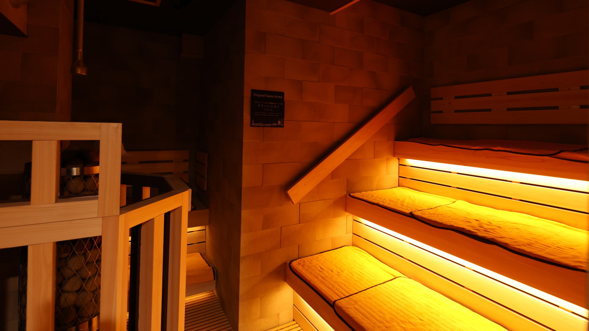 男士自动桑拿：下午 3:00 至上午 10:00（凌晨 1:00 至凌晨 5:00 关闭）