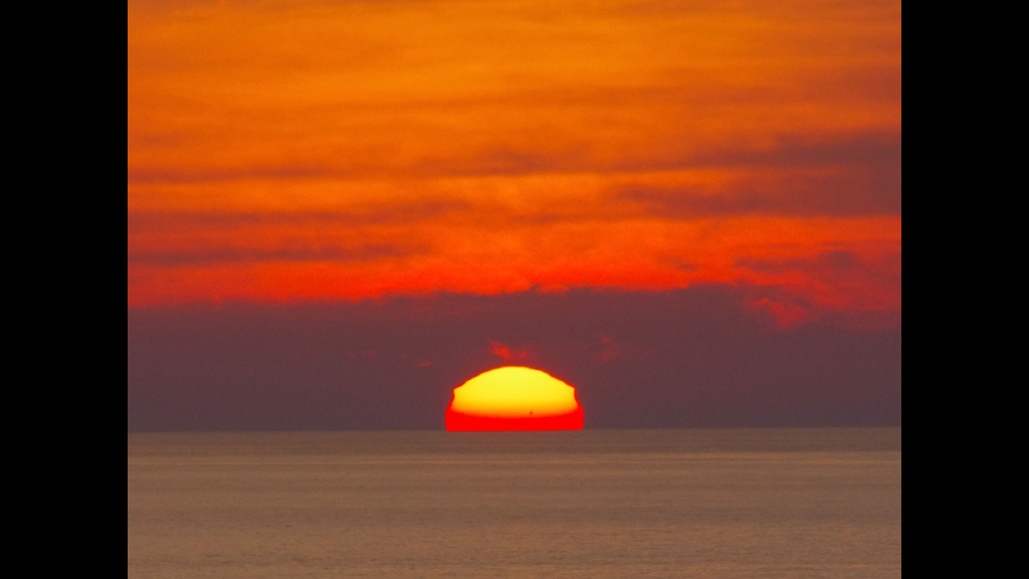 * The sunset melts on the horizon ♪ Beautiful and romantic moments