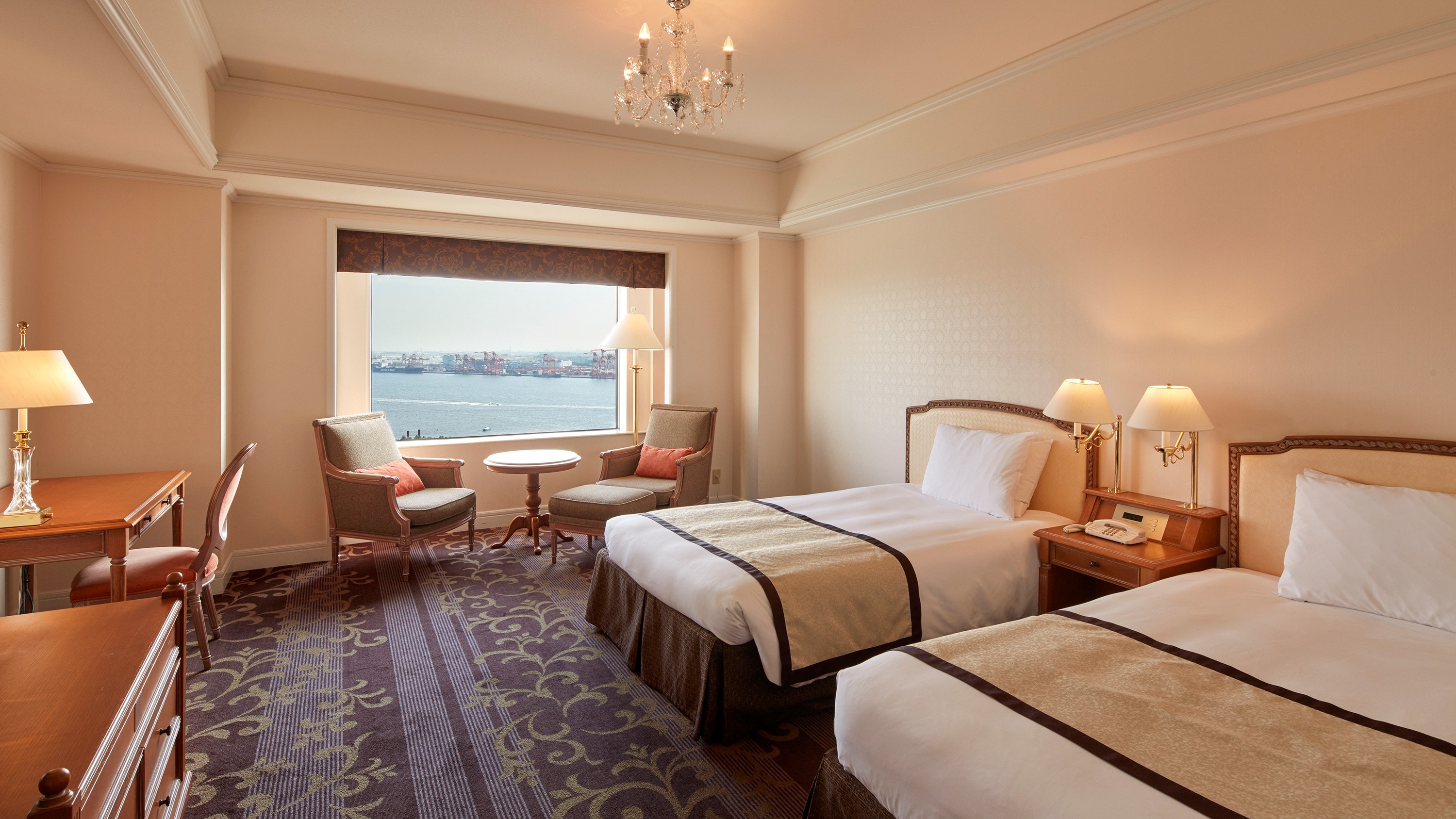 Deluxe Room Twin