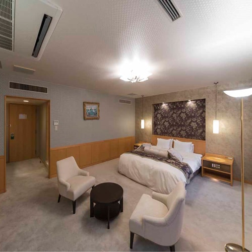 [Ví dụ phòng khách] Phòng đôi sang trọng, có Wi-Fi, giường rộng 185cm x dài 195m, diện tích khoảng 40,9 mét vuông