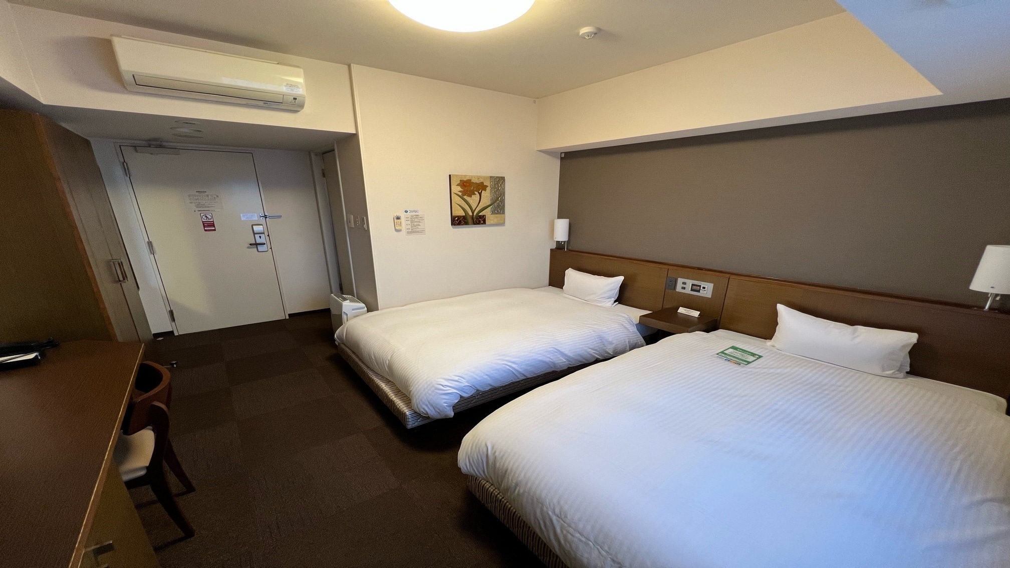 Standard Twin Room①
