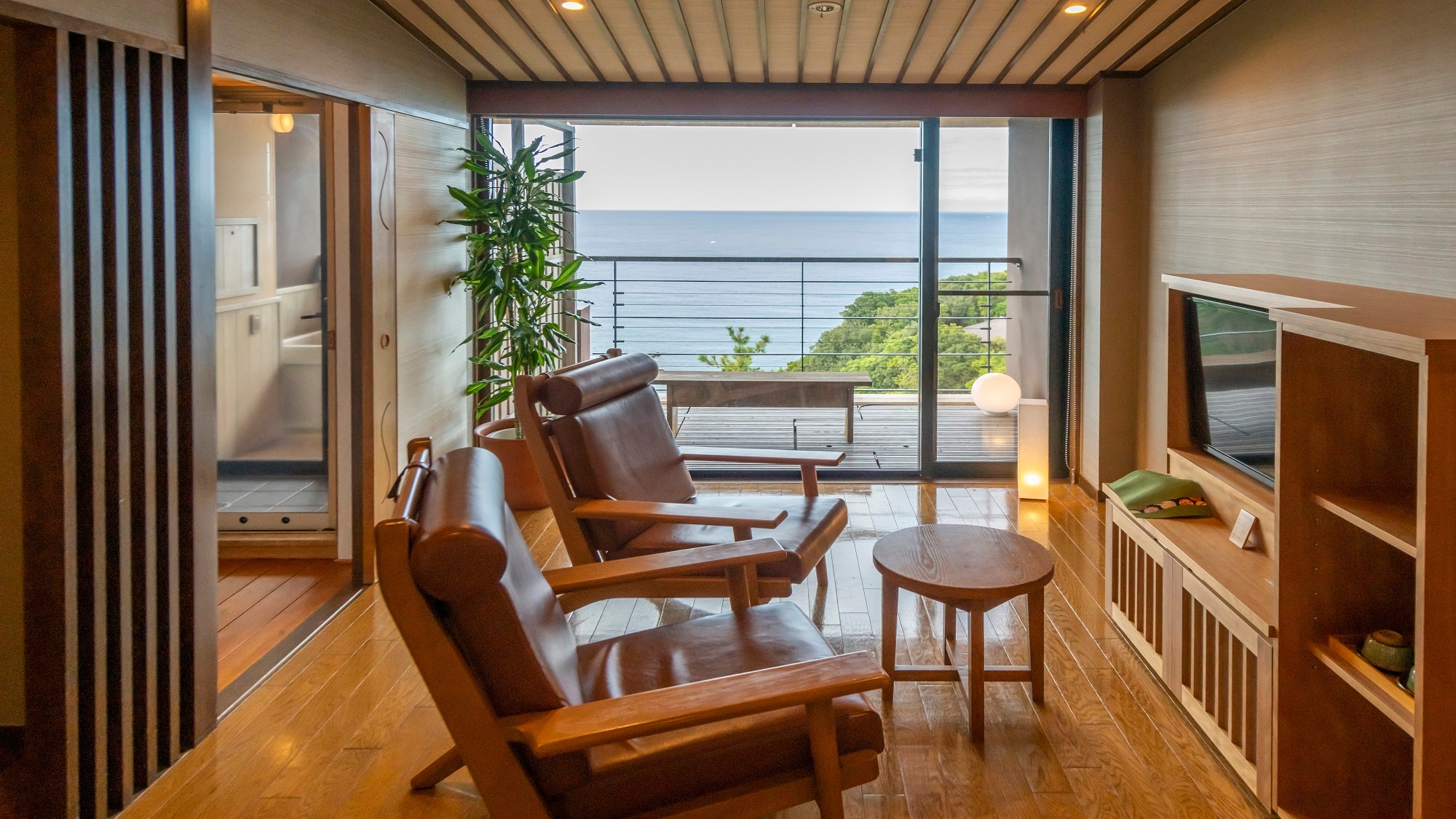 [Akatsuki no Sho/Western-style twin room/View: Ocean/Heated hot water]