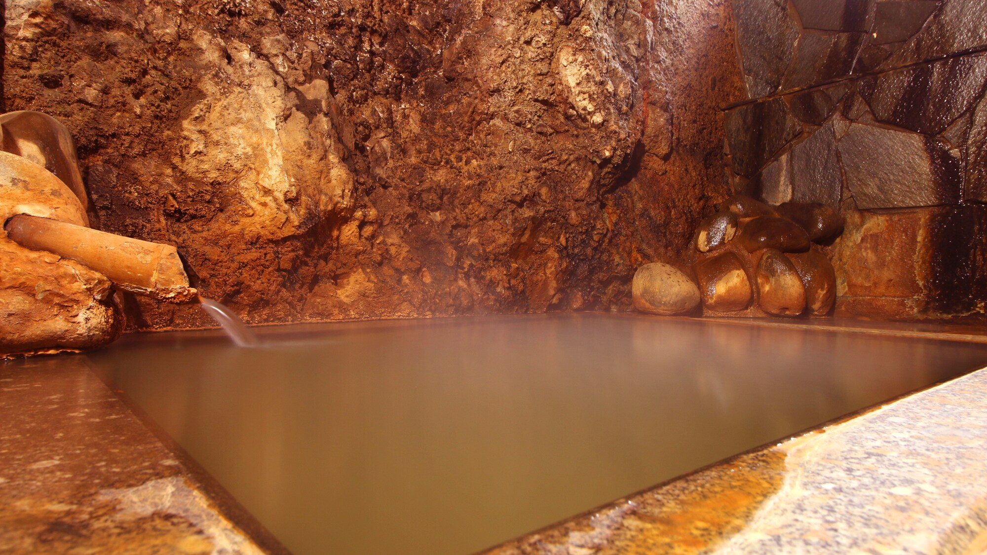[Private] Cave Hot Spring 4