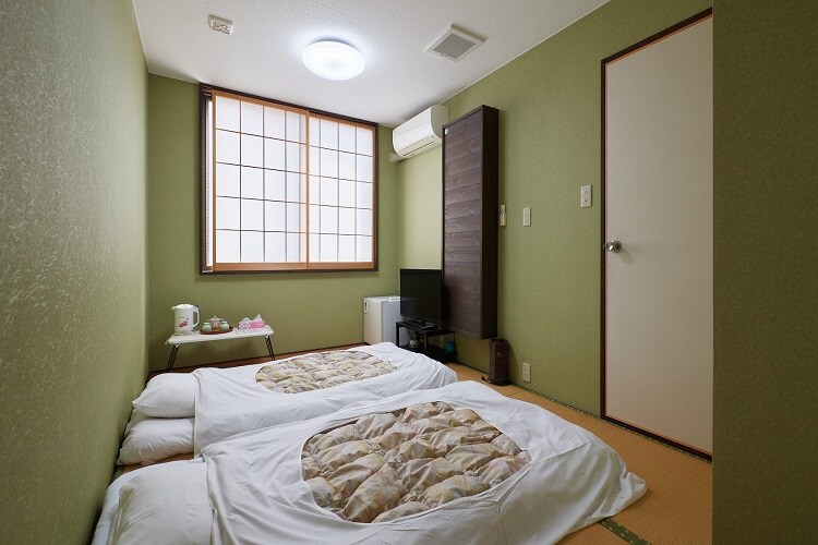 room2.jpg