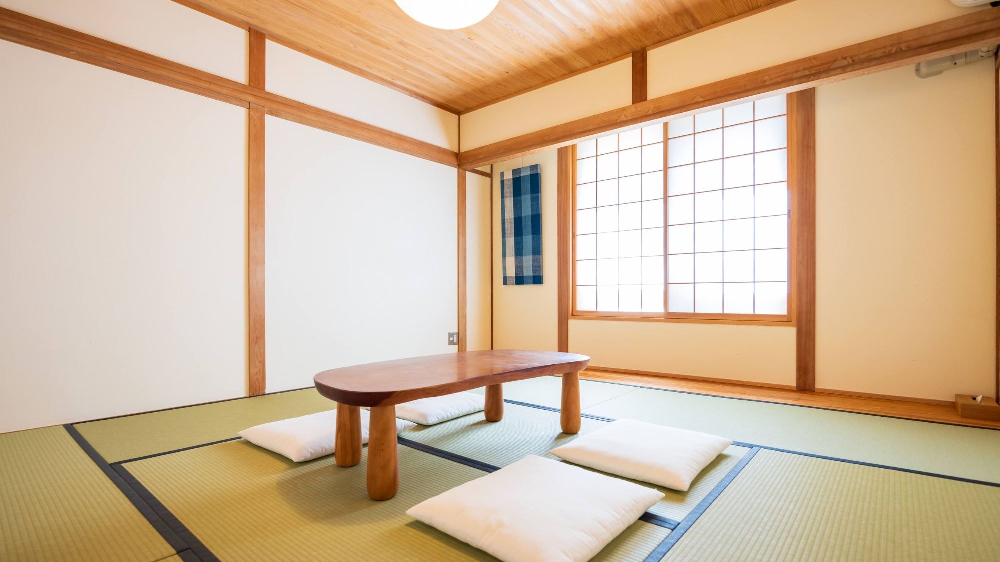 Japanese-style room (example)