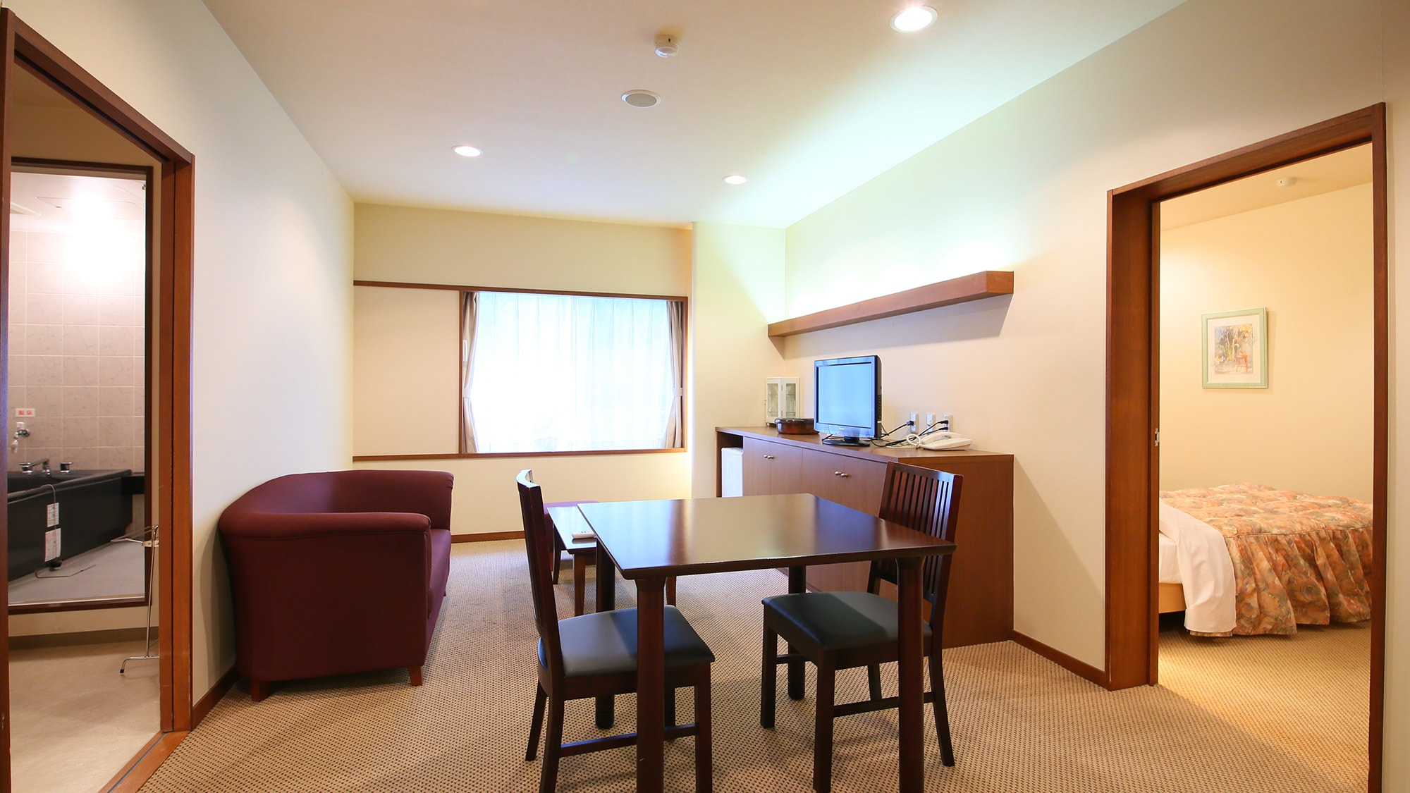 Junior Suite Twin with barrier-free indoor bath *Illustration