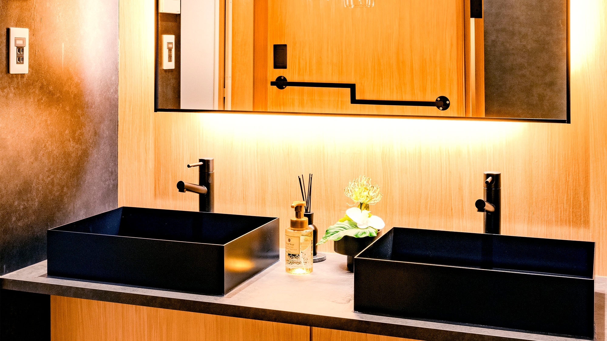 ・ Beautiful washroom space unique to newly built designers completed in 2020