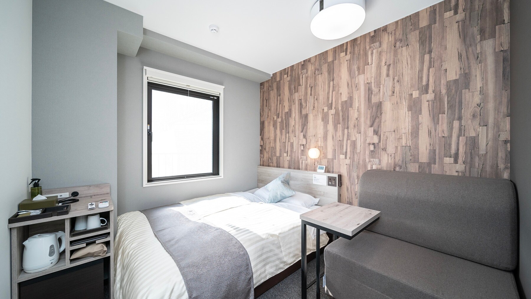 This room can accommodate a maximum of 2 people. *This includes children sharing a bed.