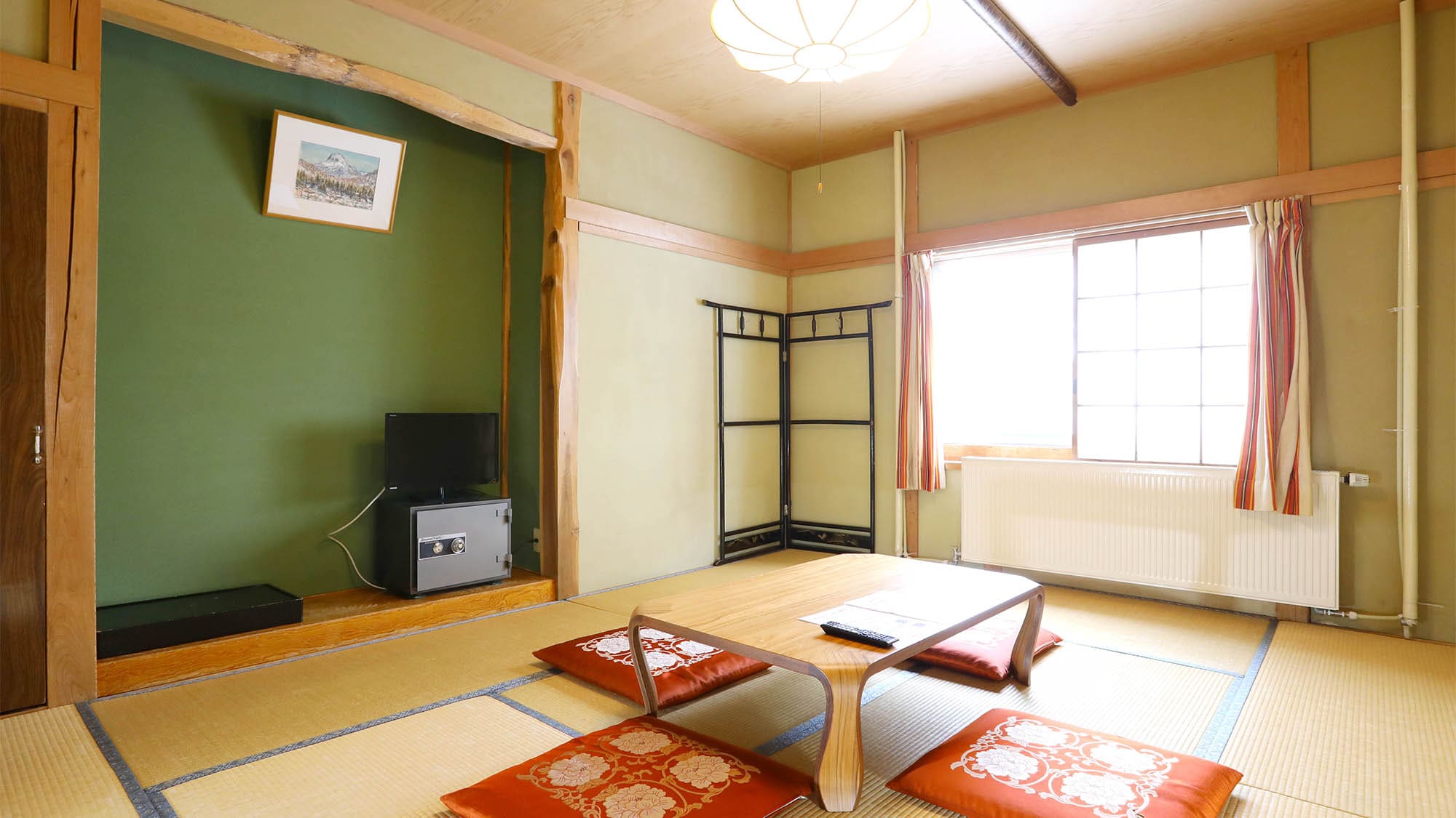・[Main building Japanese style room] Rooms will be assigned according to the number of people in the reservation.