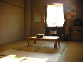 Japanese-style room