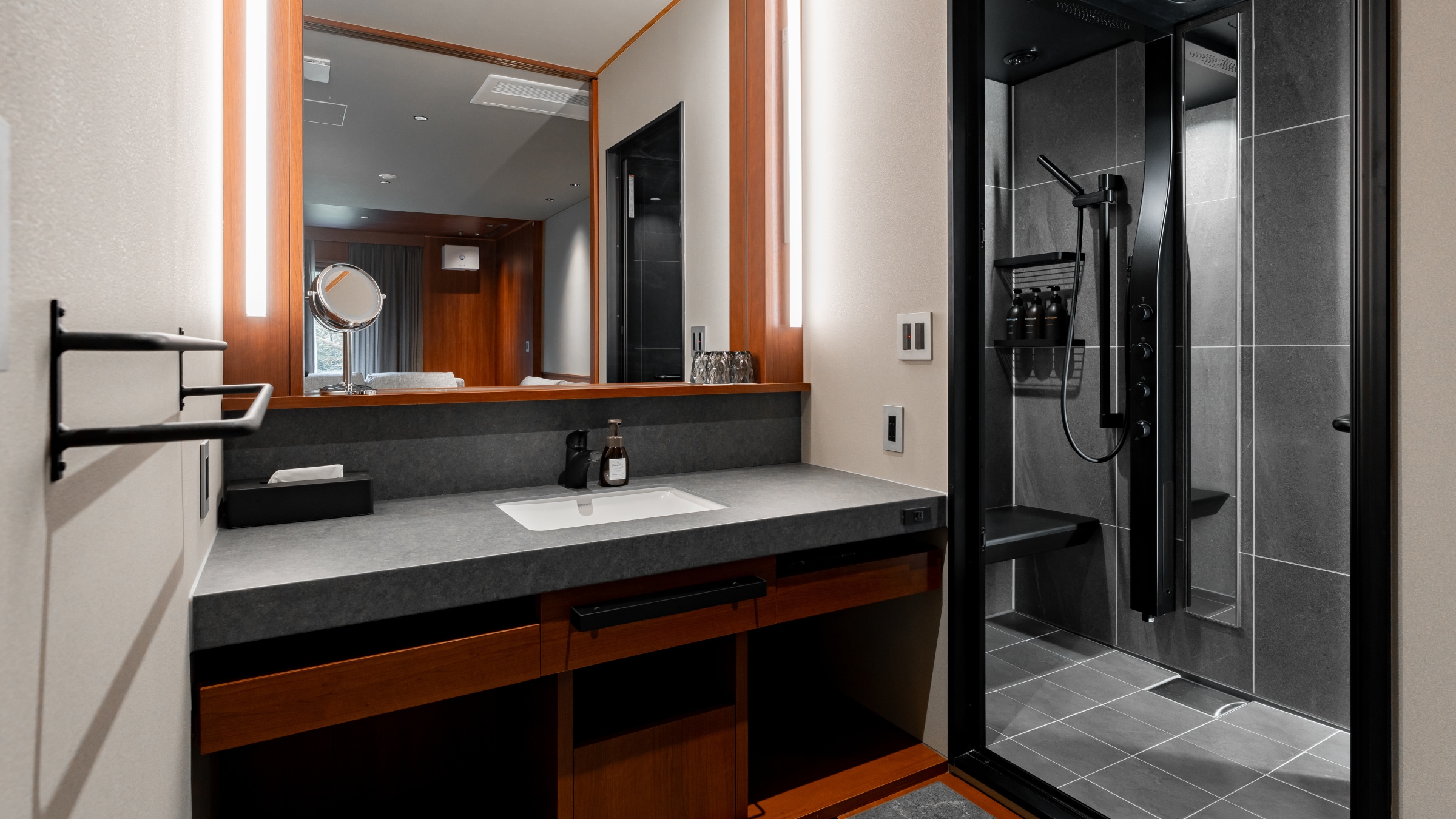executive suite room