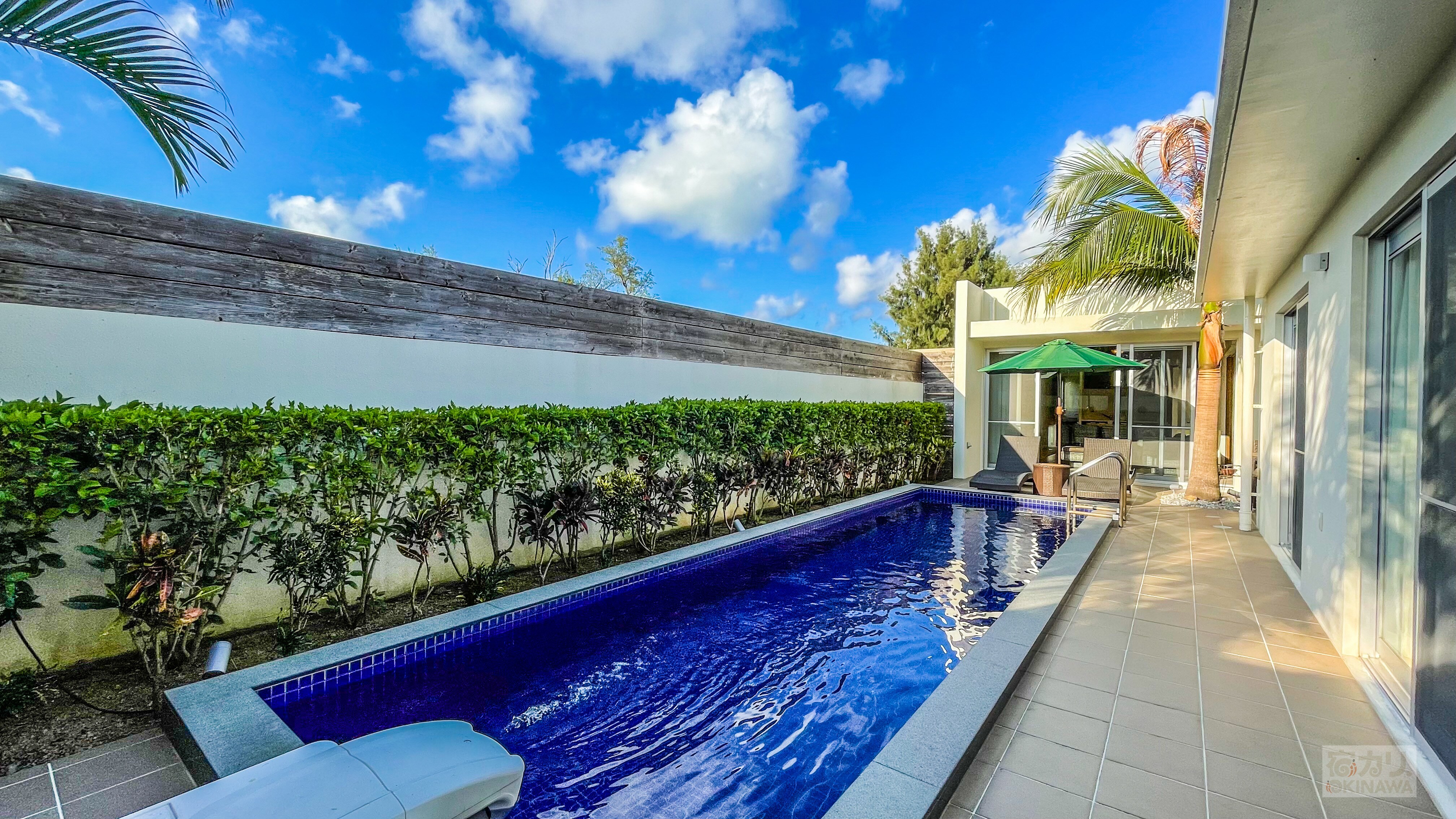 Private Pool: ANTHURIUM