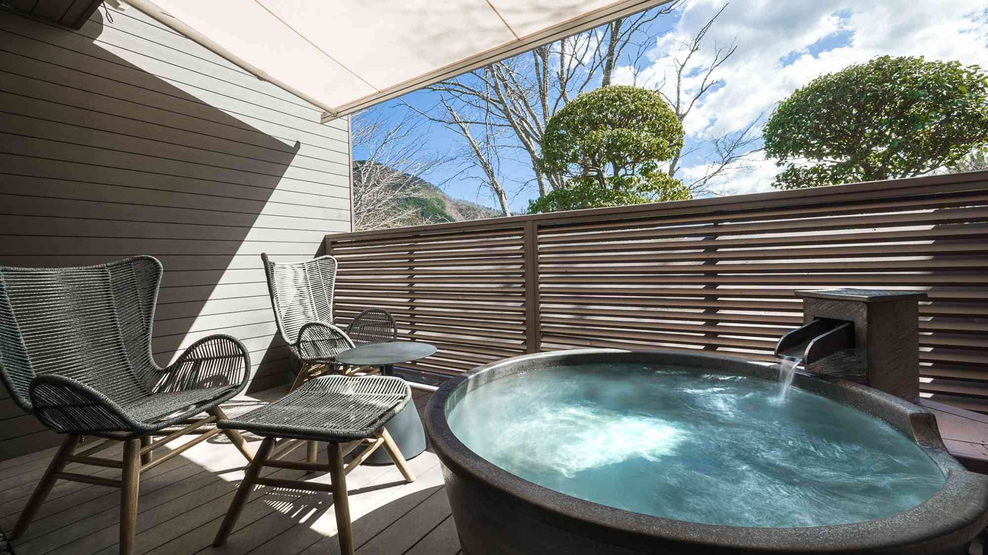 [Deluxe Twin/with open-air hot spring bath] Open-air bath