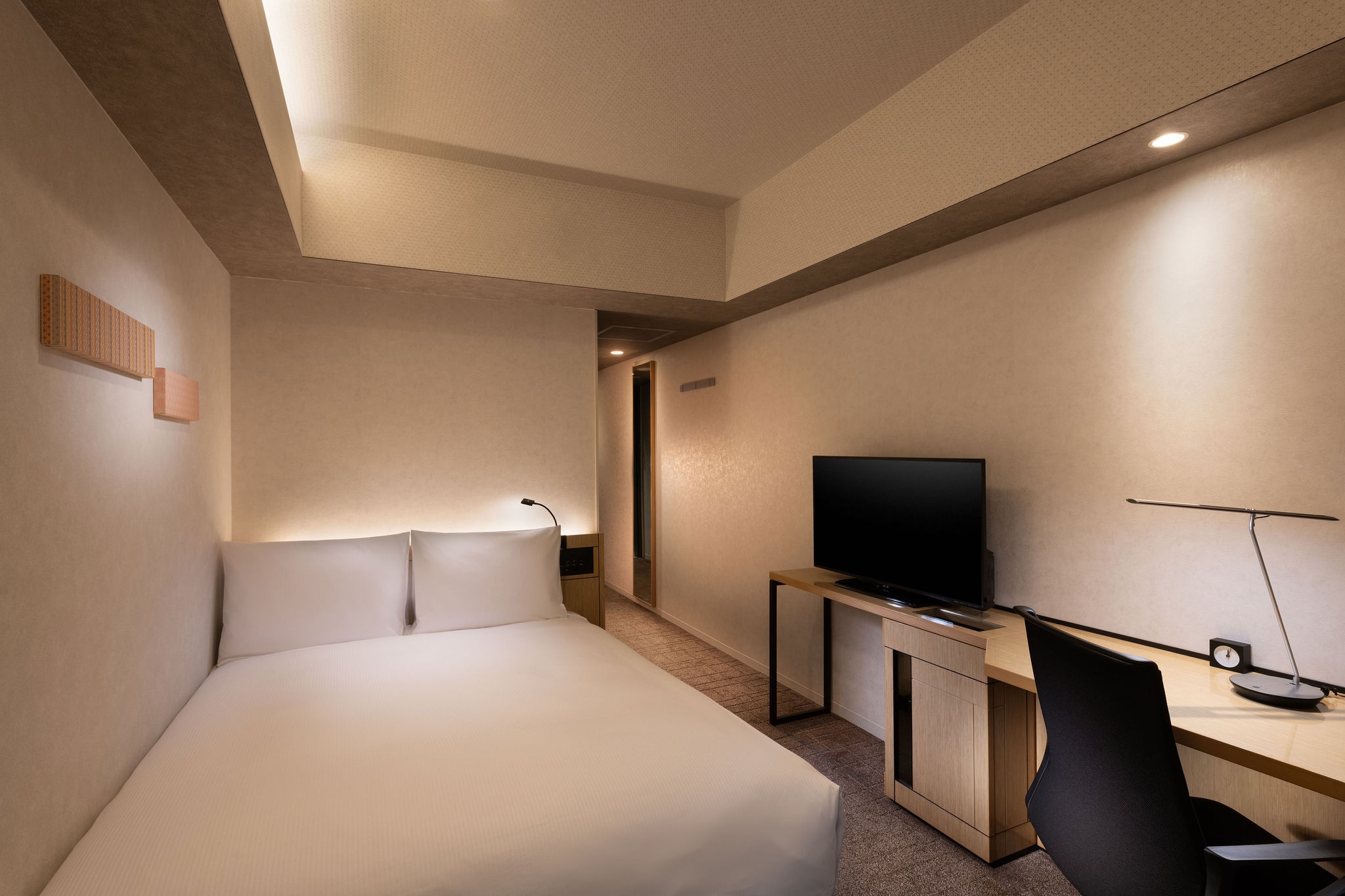Guest Room, 1 Queen Bed, High Floor