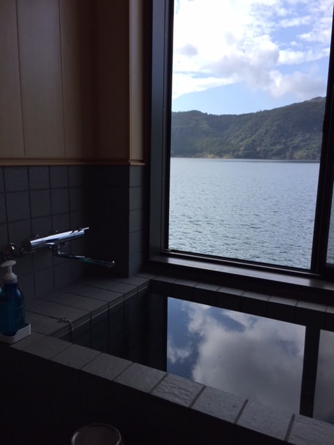 Small room bath