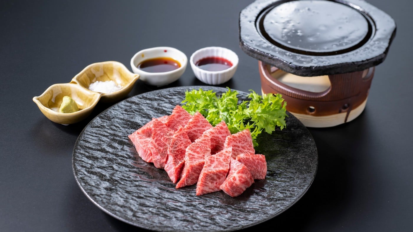<Rurizen> Premium Kaiseki course includes Koshu beef grilled on lava stones*