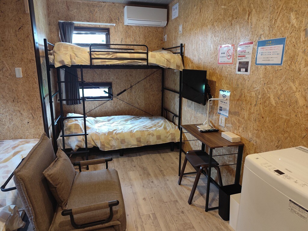 Building 2 interior 1