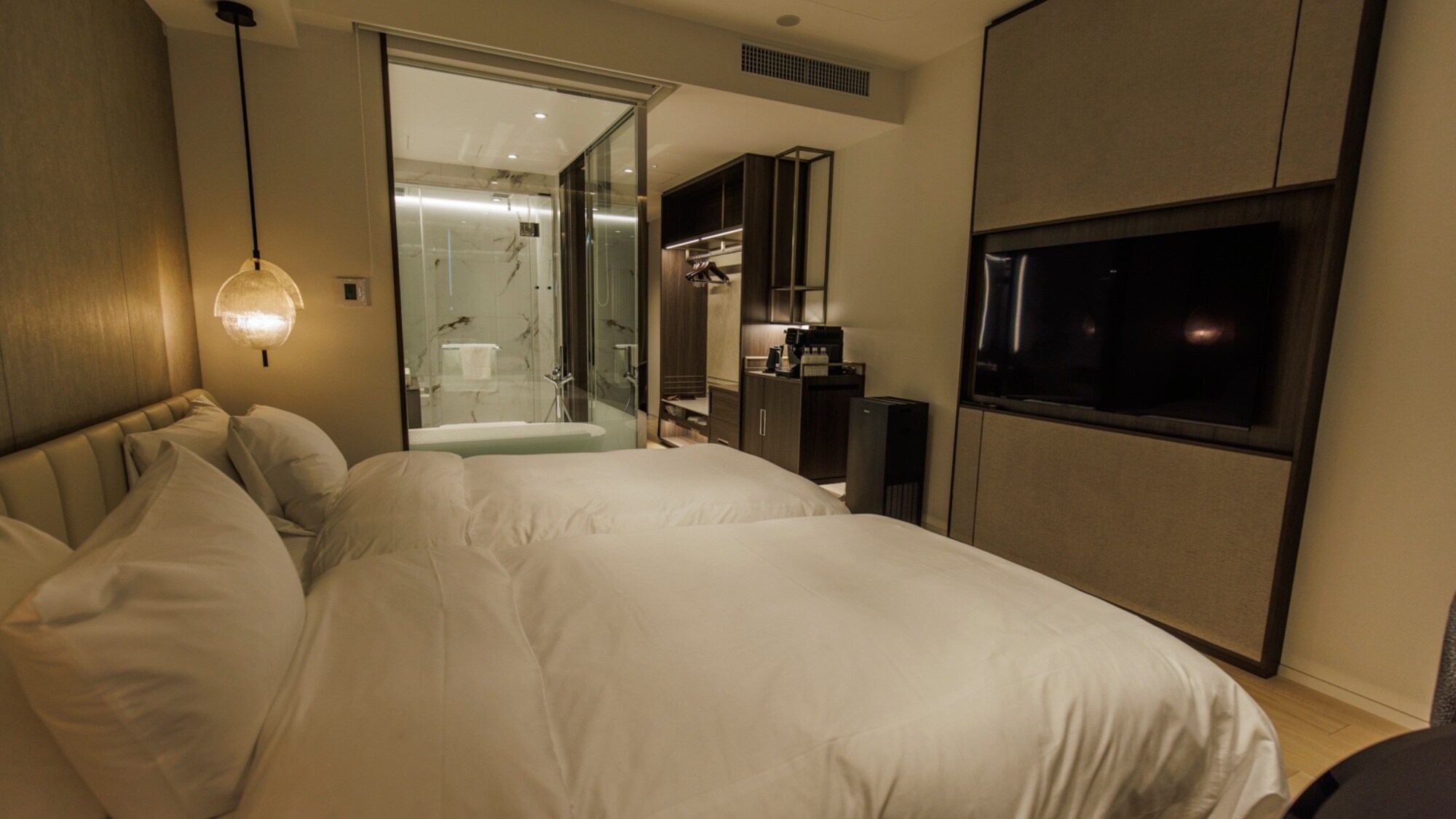 雙床房｜平均32平方米