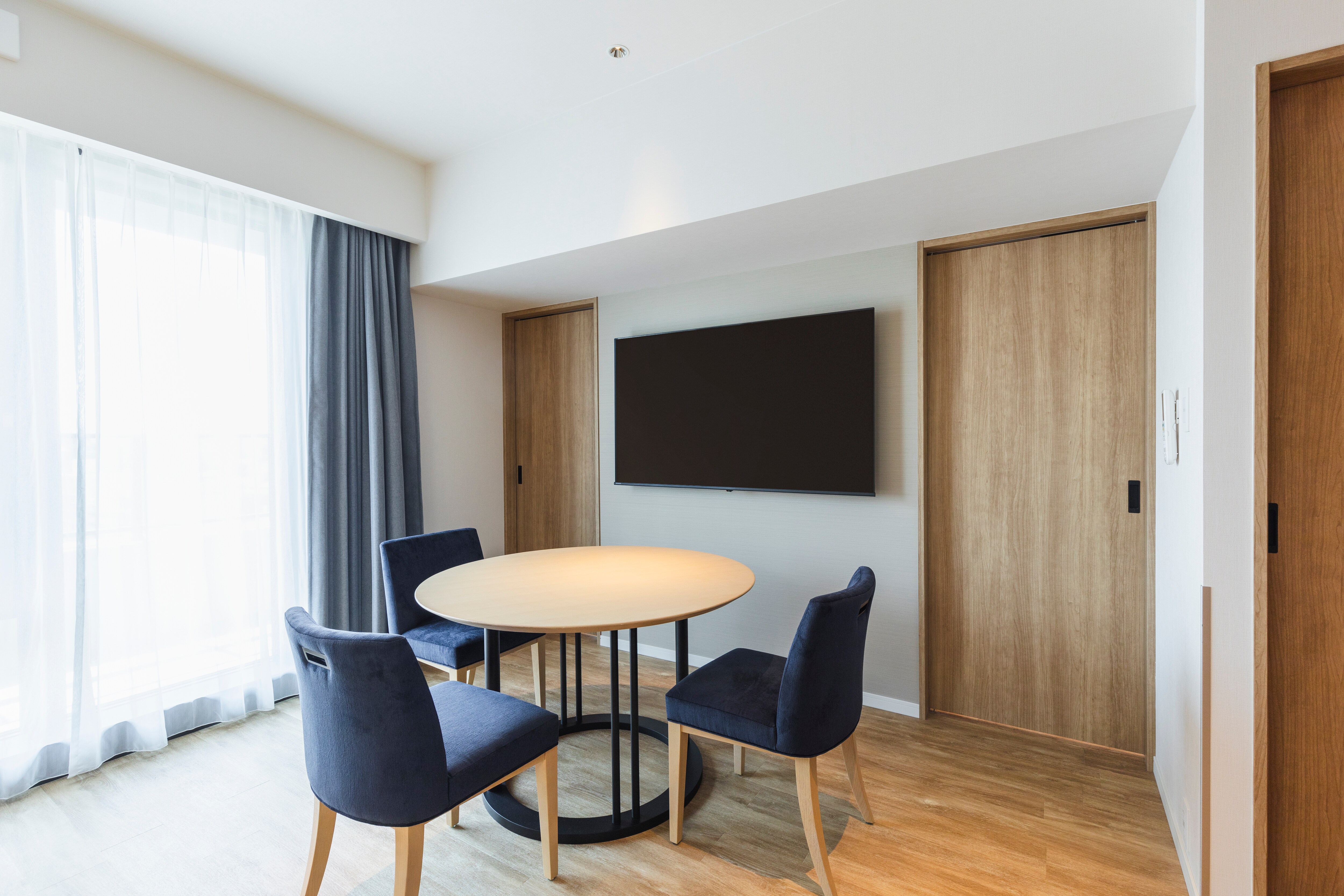 Residential Premium Twin ③