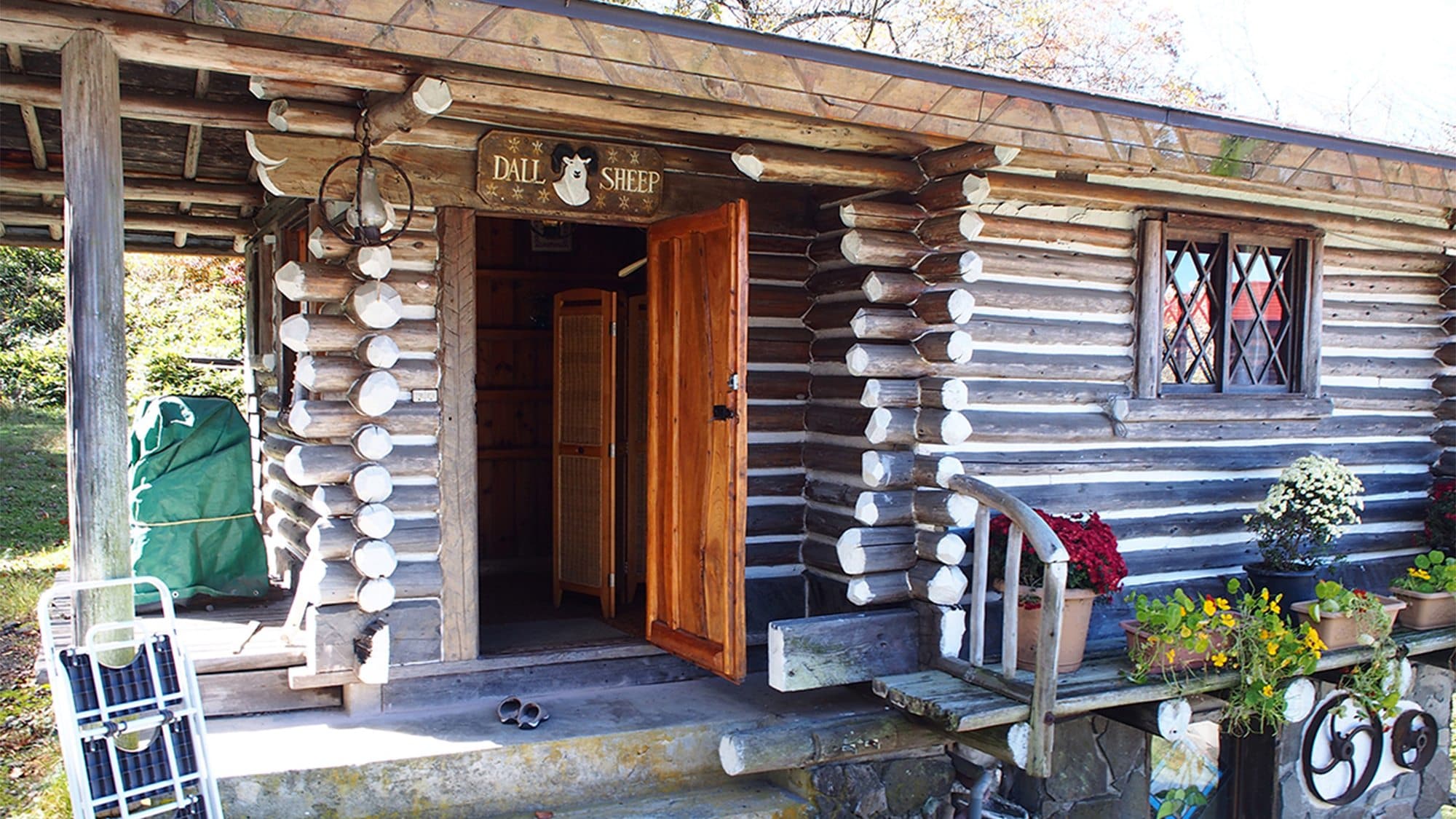 ・[Doll Sheep Cottage] This two-story mountain cabin-style cottage comes with a bathroom and toilet. Dogs are welcome!