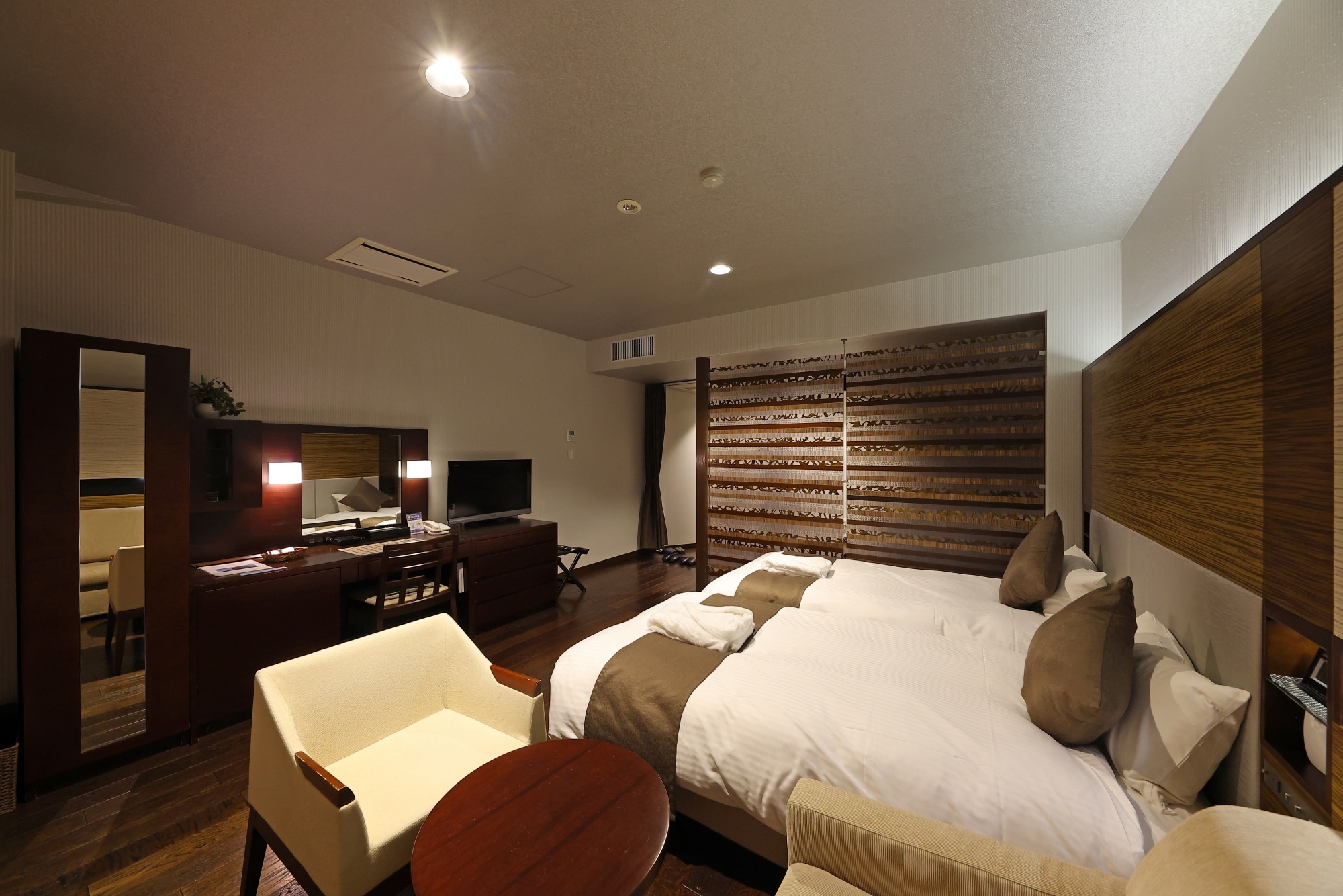 Superior twin room with open-air bath