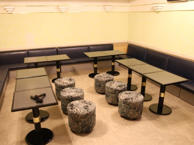 [Main building basement 2nd floor] Karaoke room
