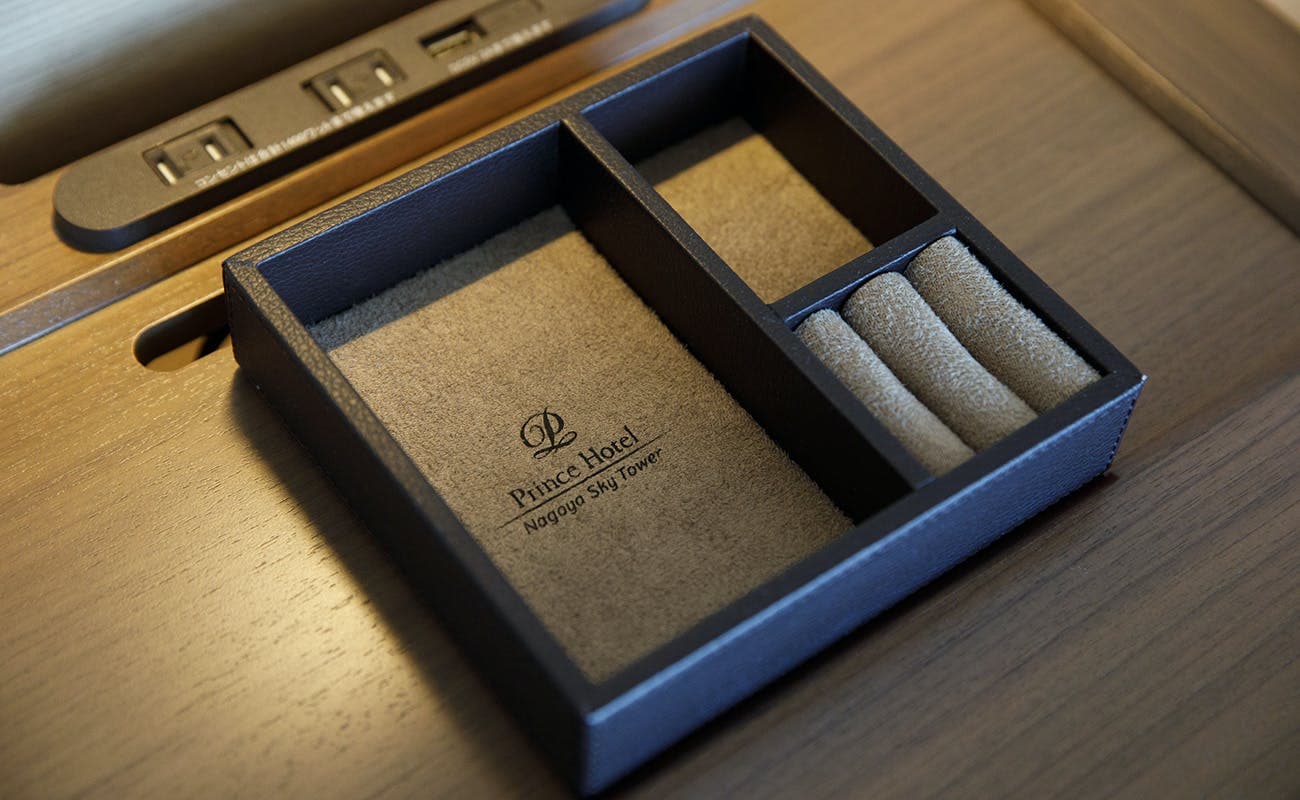 Accessory box