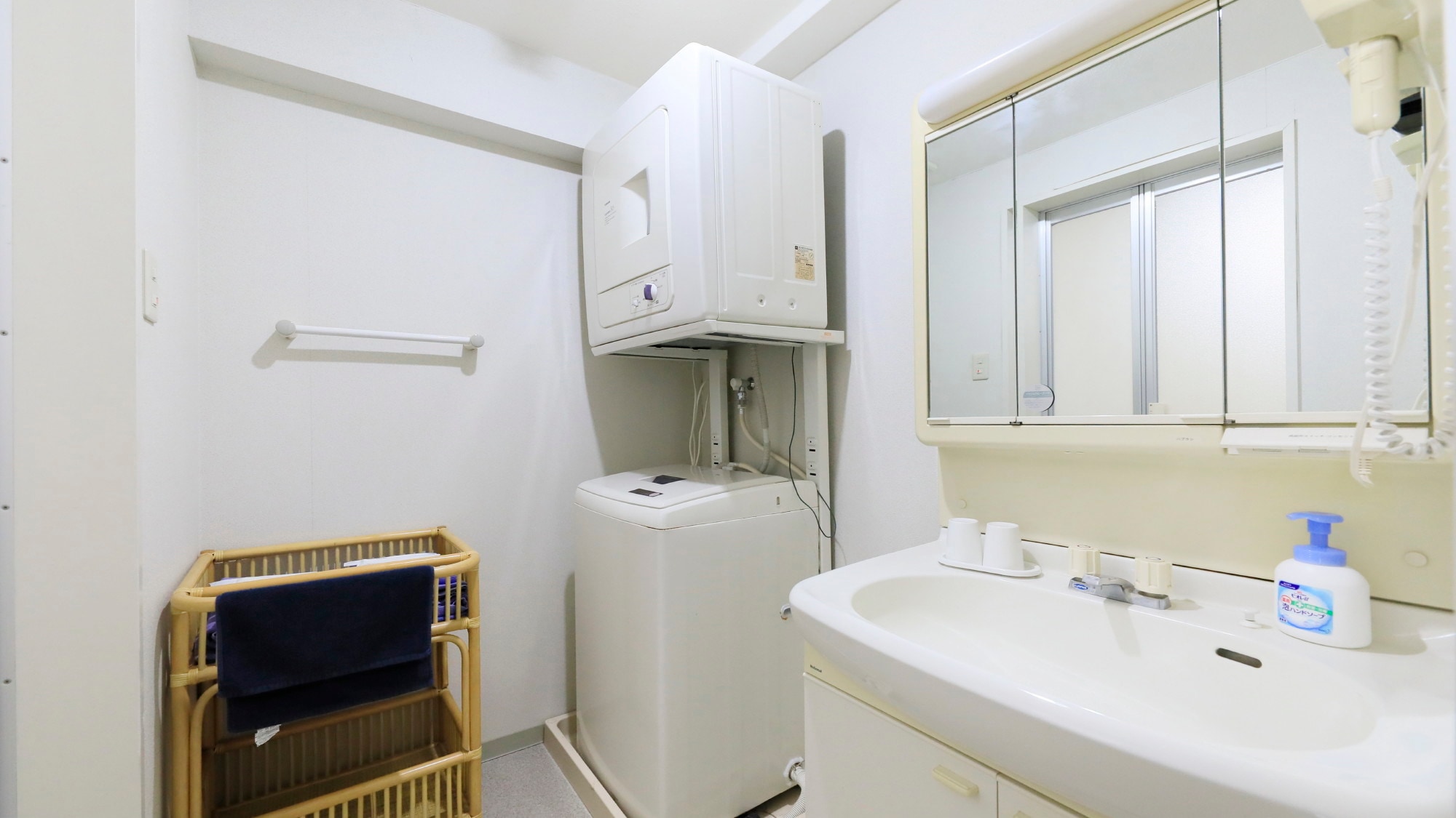 [Ví dụ về phòng đôi x 2] Tất cả các phòng đều được trang bị máy giặt và máy sấy