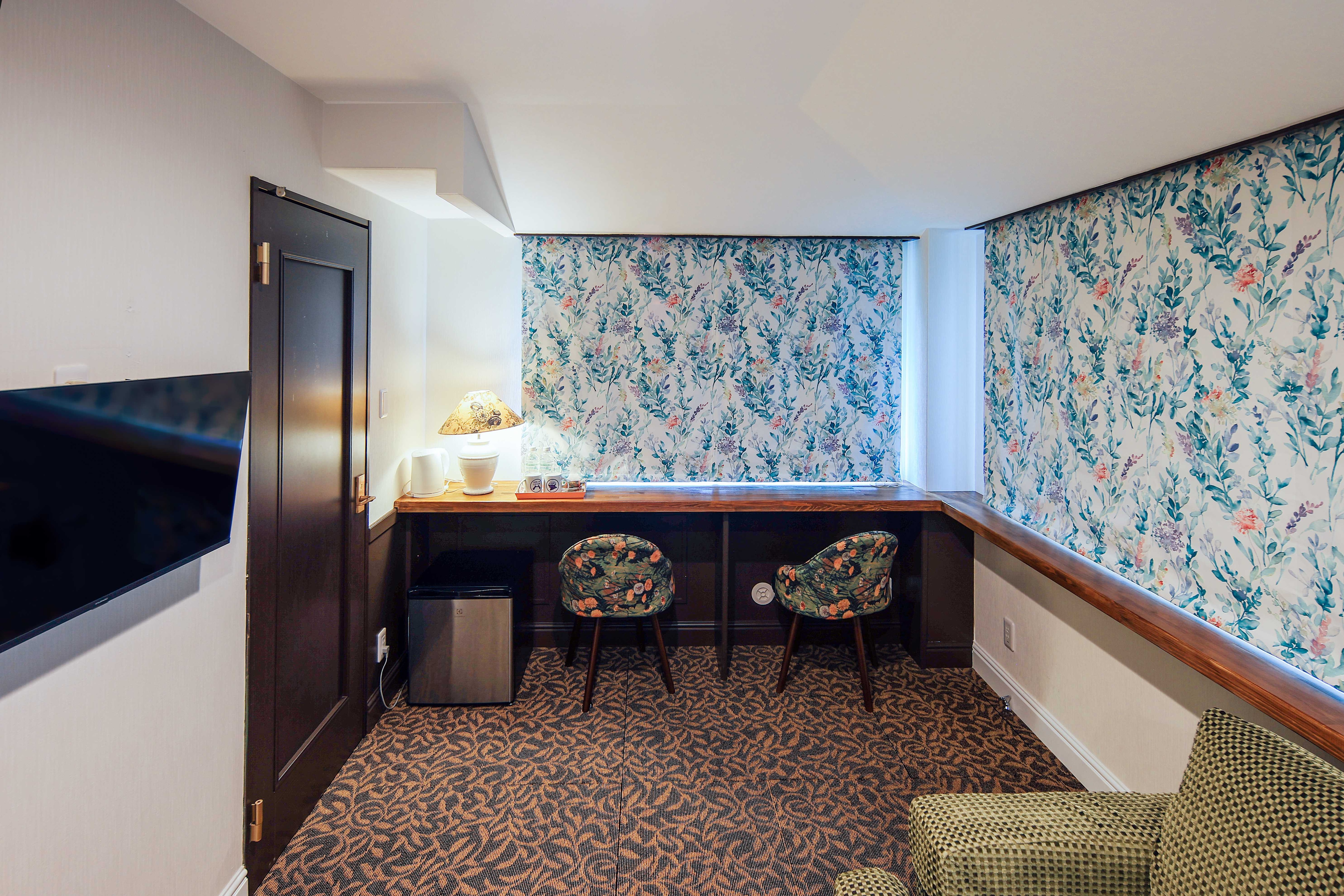 Deluxe Double Room206