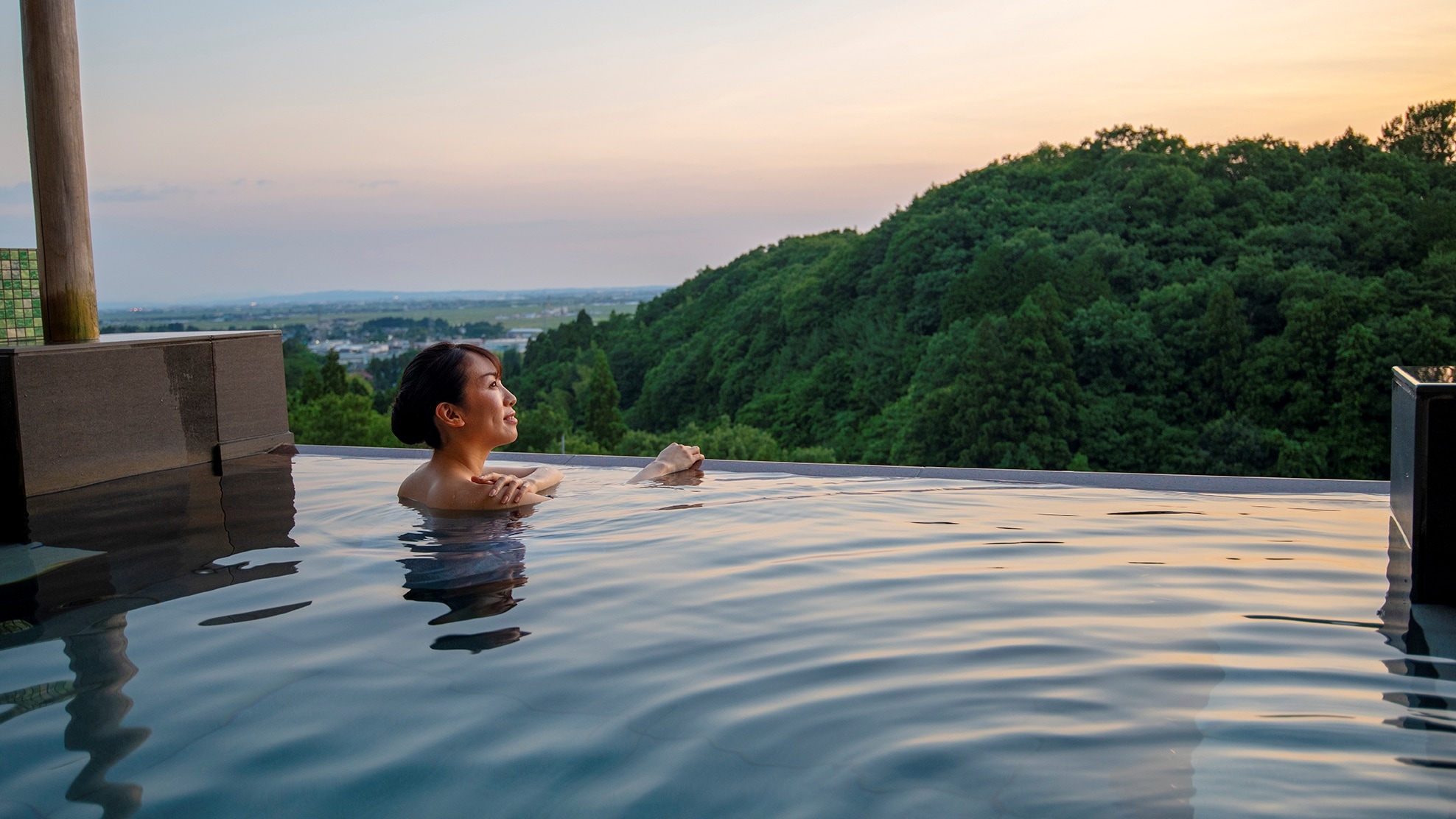 The infinity open-air bath will be born in 2020★Be one with nature and enjoy a panoramic view of the Echigo Plain!