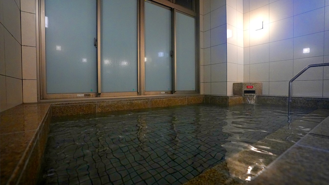 Large public bath②