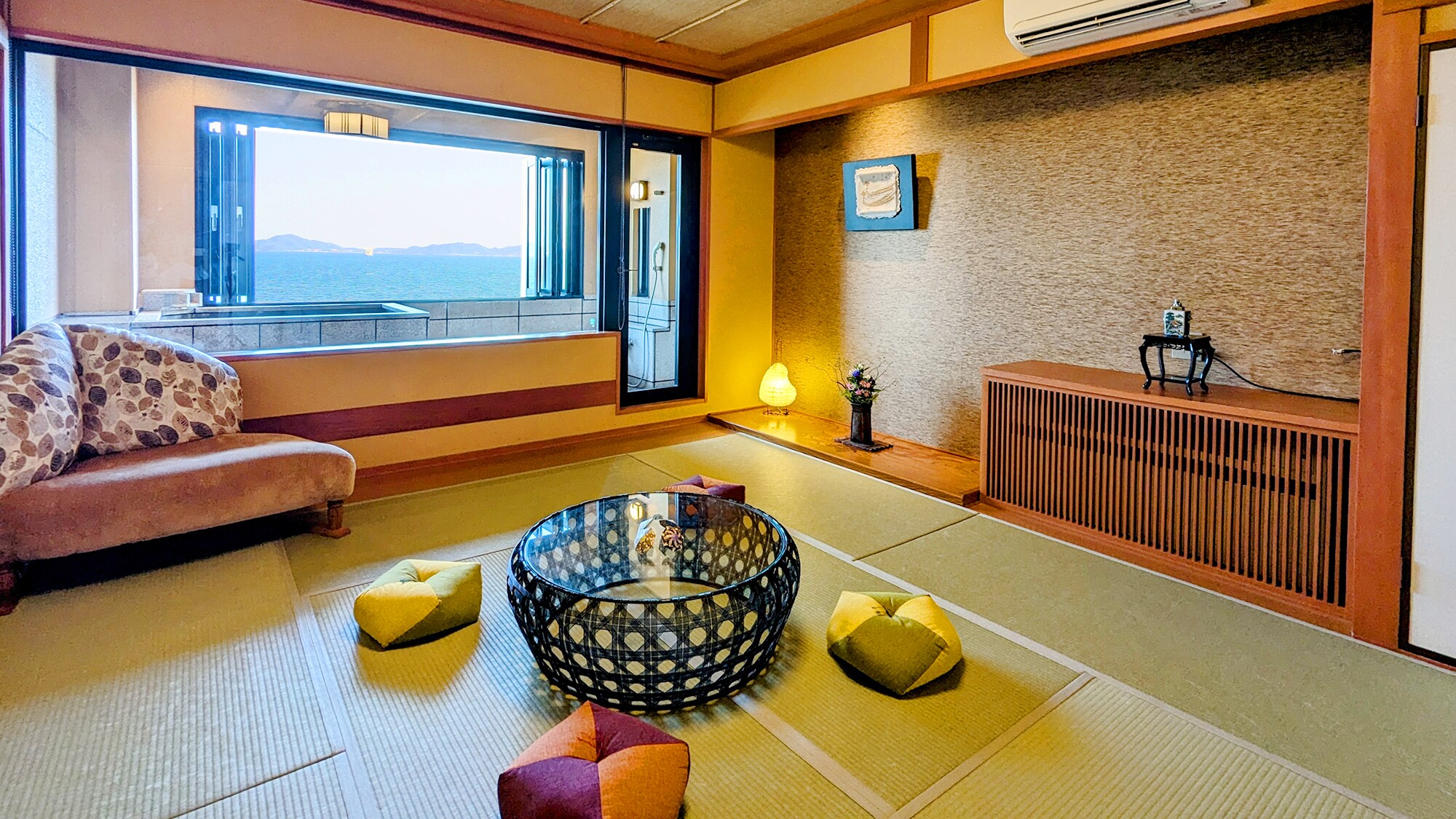 ■ Kaibokaku [with half open-air bath] -KAIBOU- ■