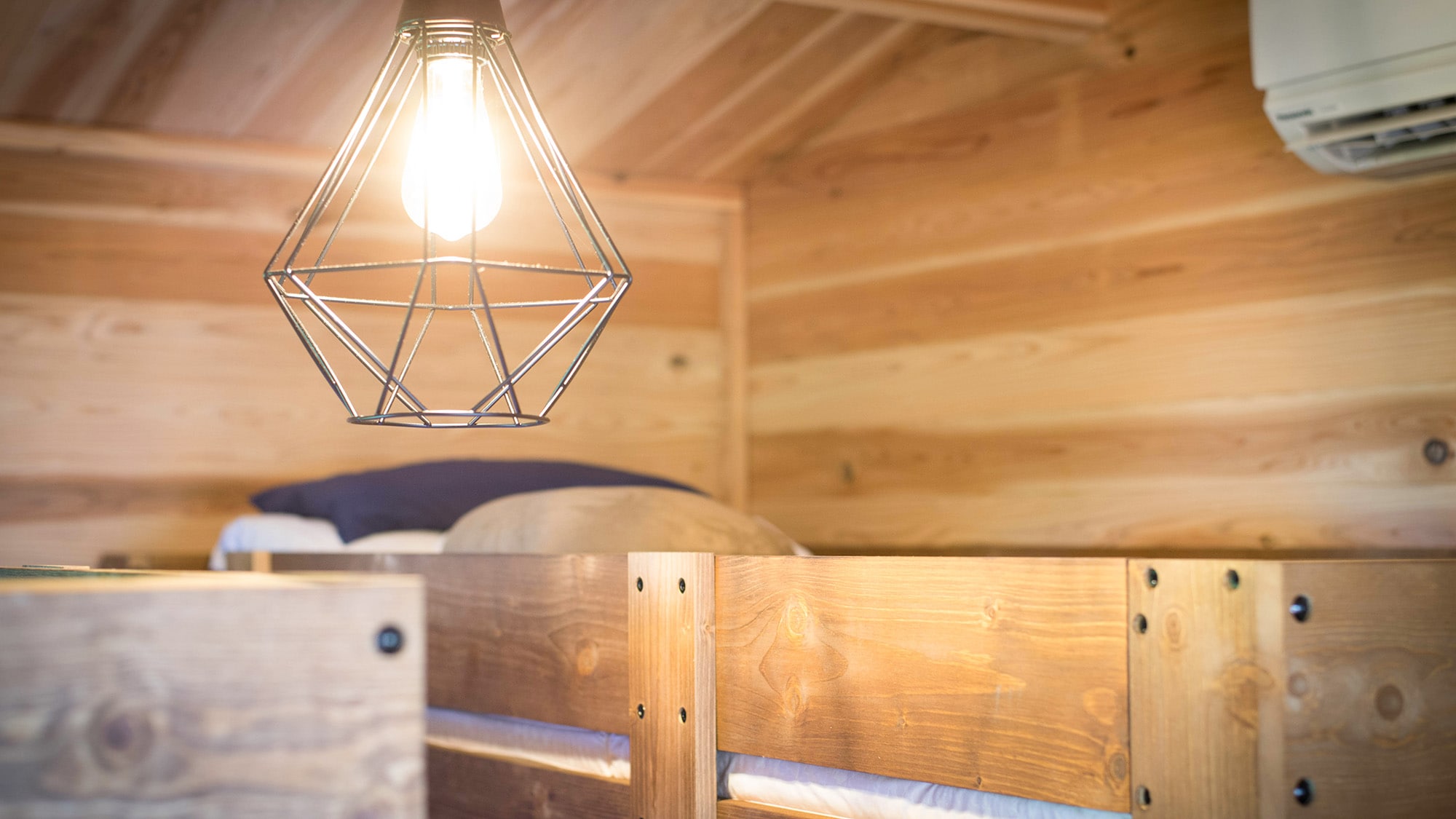 ・[Log House] You can stay while feeling the warmth of wood.