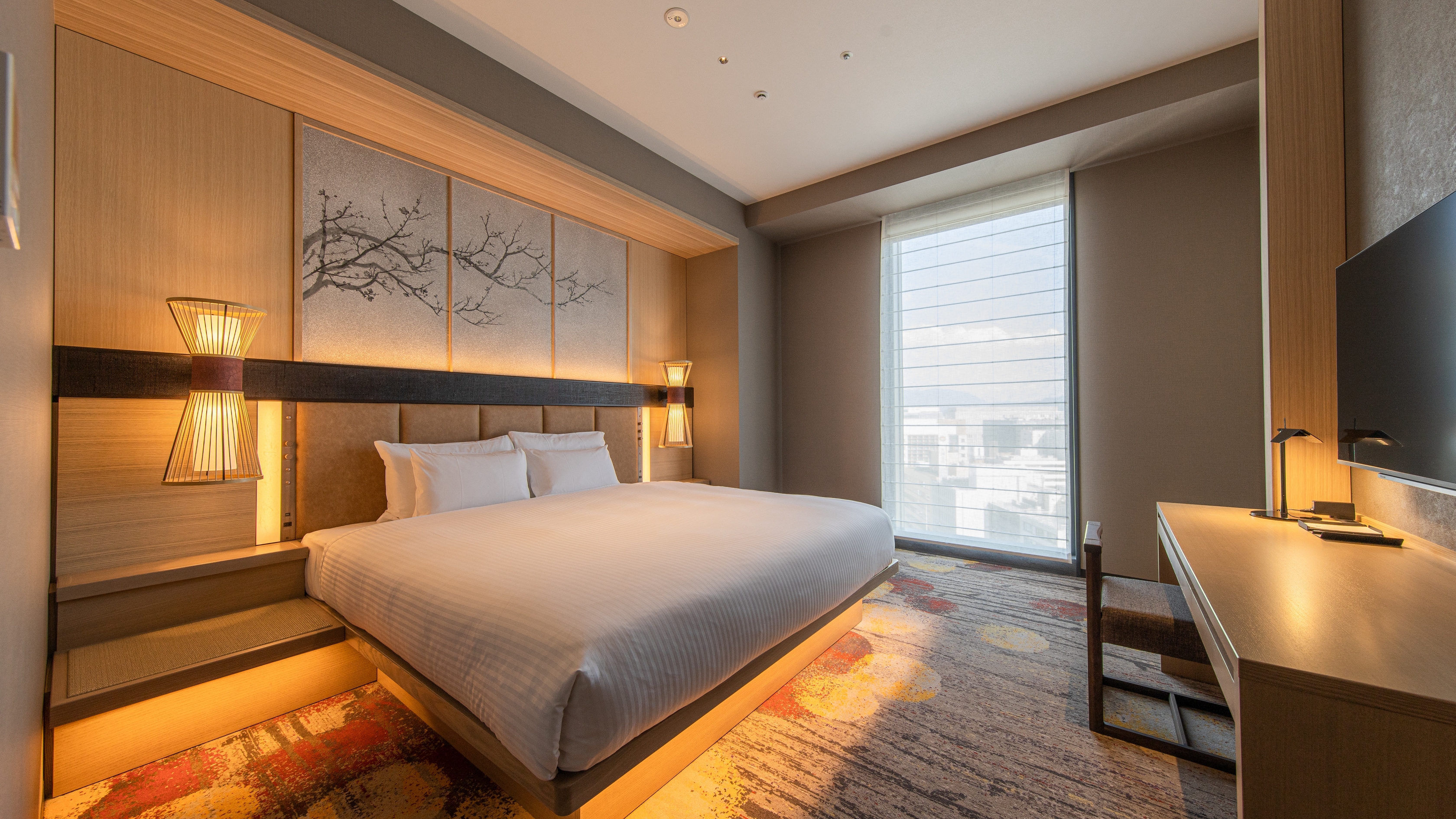 Luxury floor [HAKATA Suite (King)] [62 sqm / 200 cm wide bed / all rooms are non-smoking]