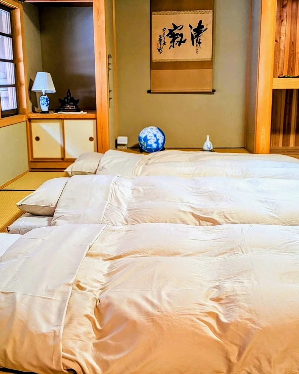 Japanese-Western Suite Futon