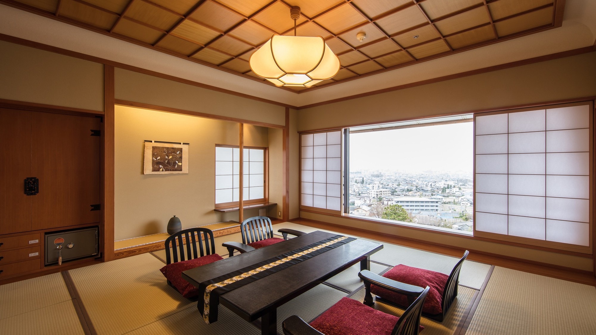 [East Building, Top Floor Guest Room (113㎡)] With hot spring observation bath