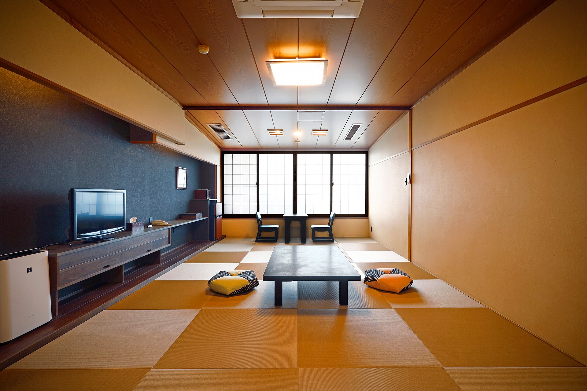 Japanese modern (Room 260)