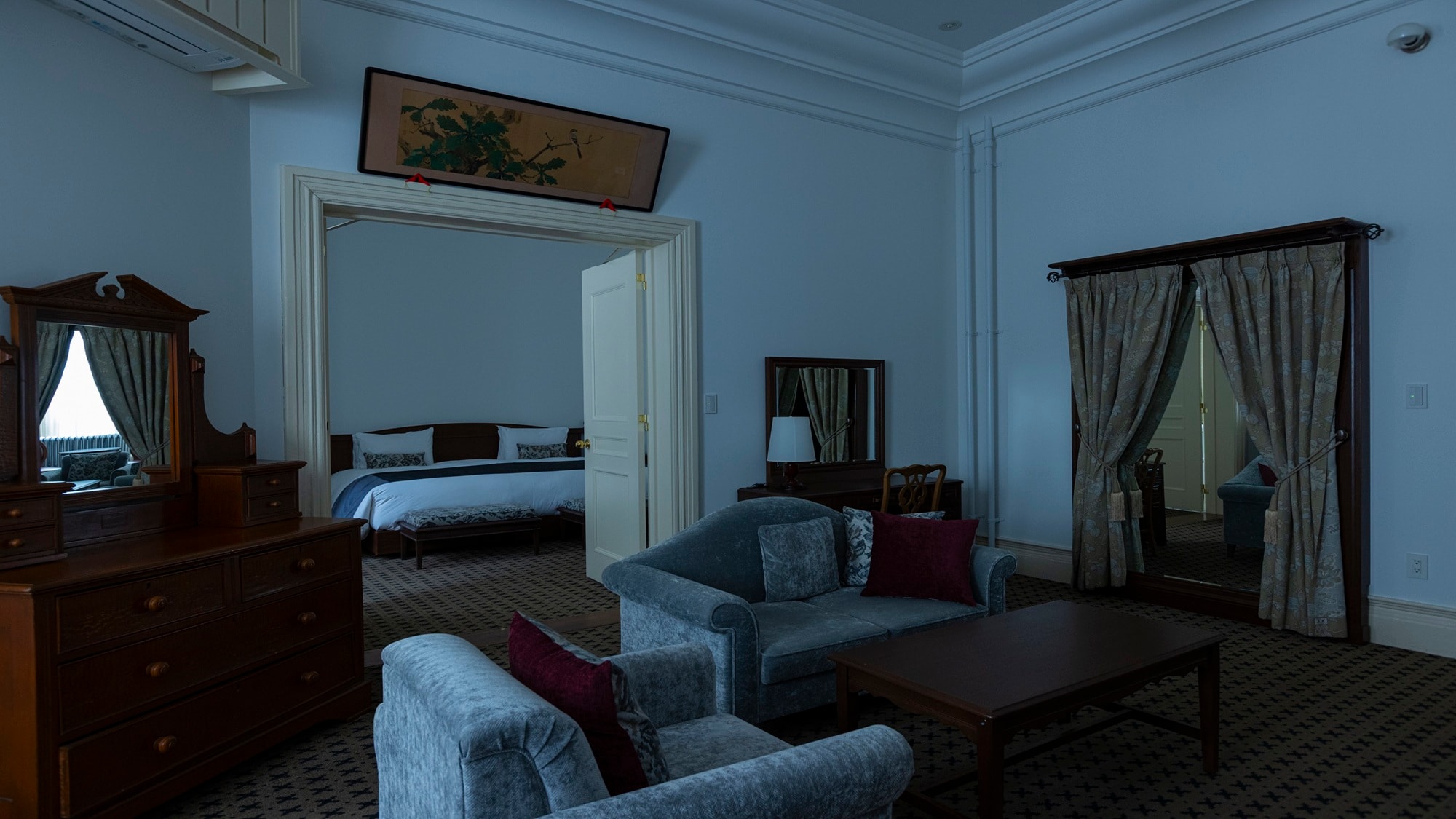 Western-style Building: Historic Suite