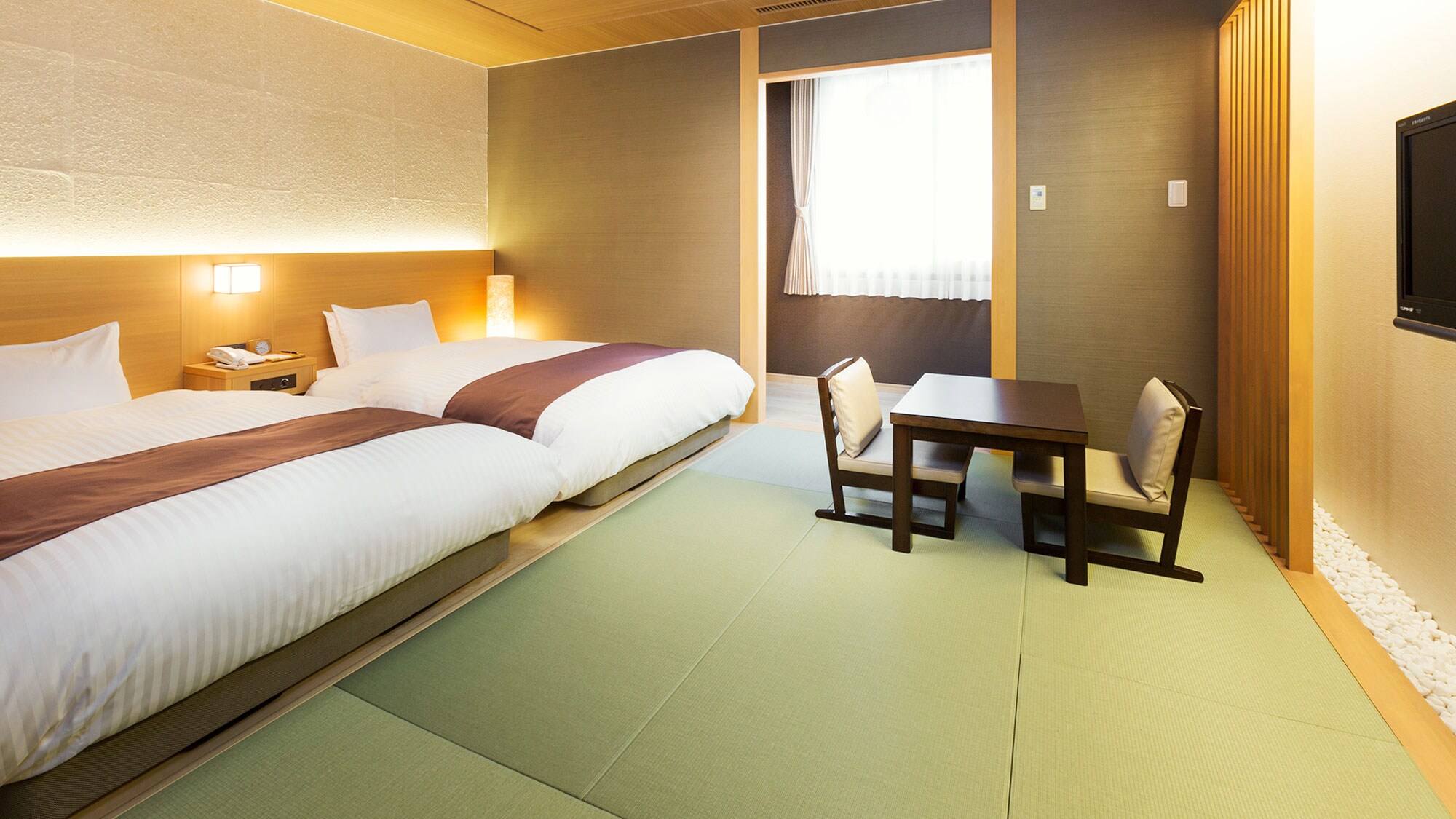 Japanese-style room + low bed TWIN